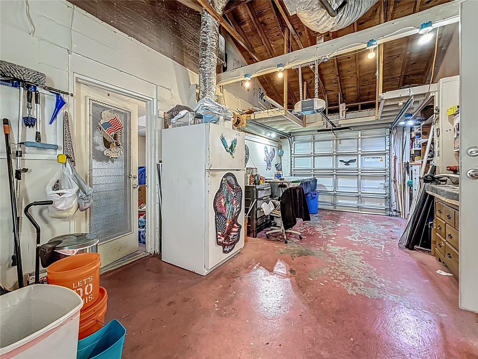 25'X13' Garage, Refrigerator work good.