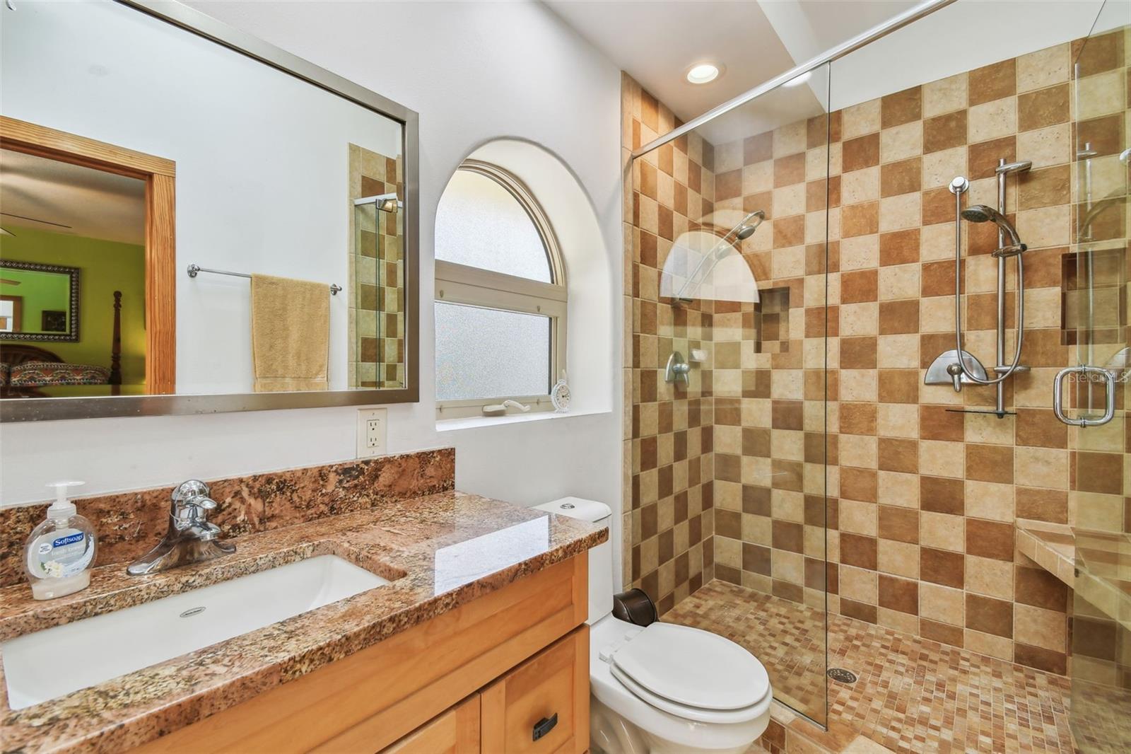 Primary bath