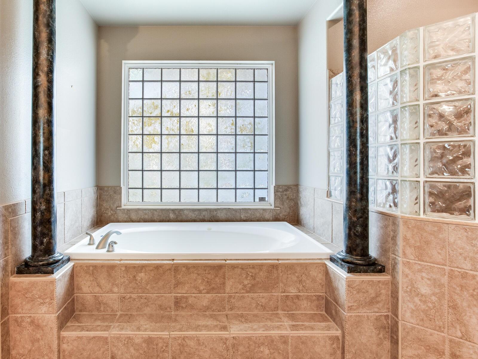 Garden Tub