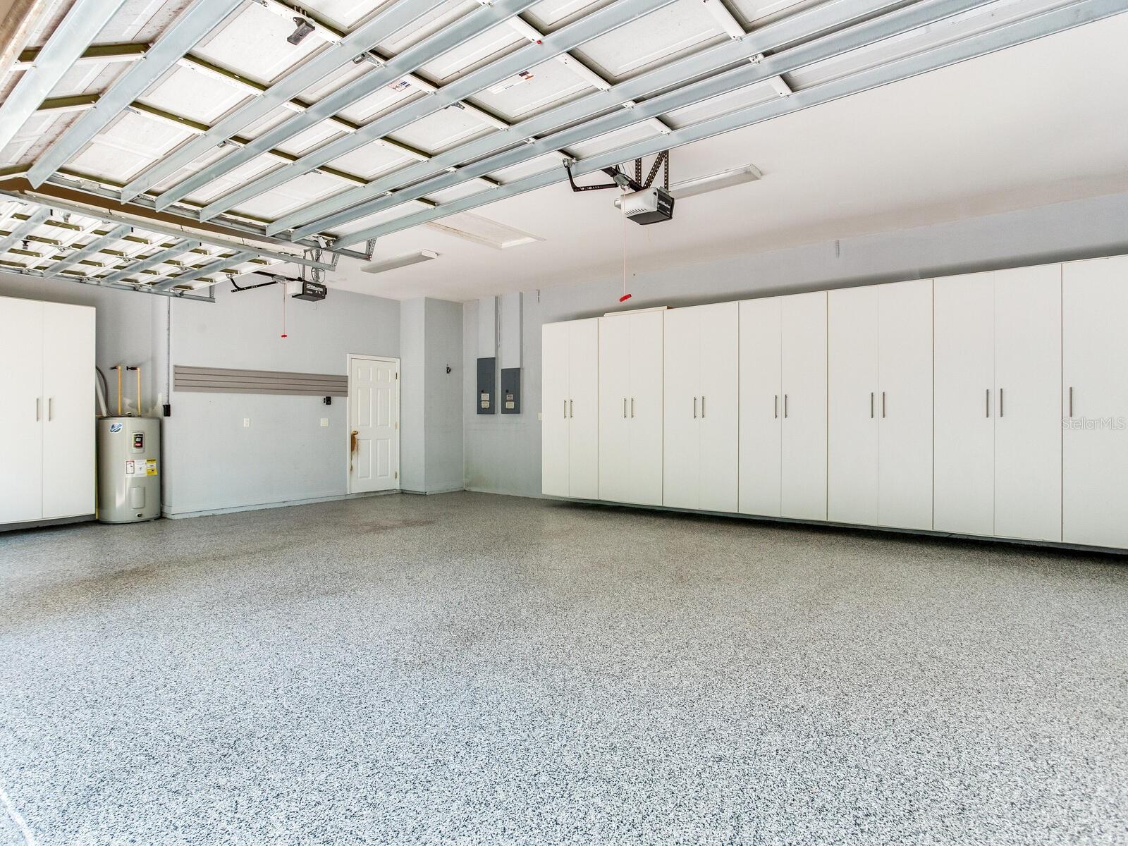 3 Car Garage