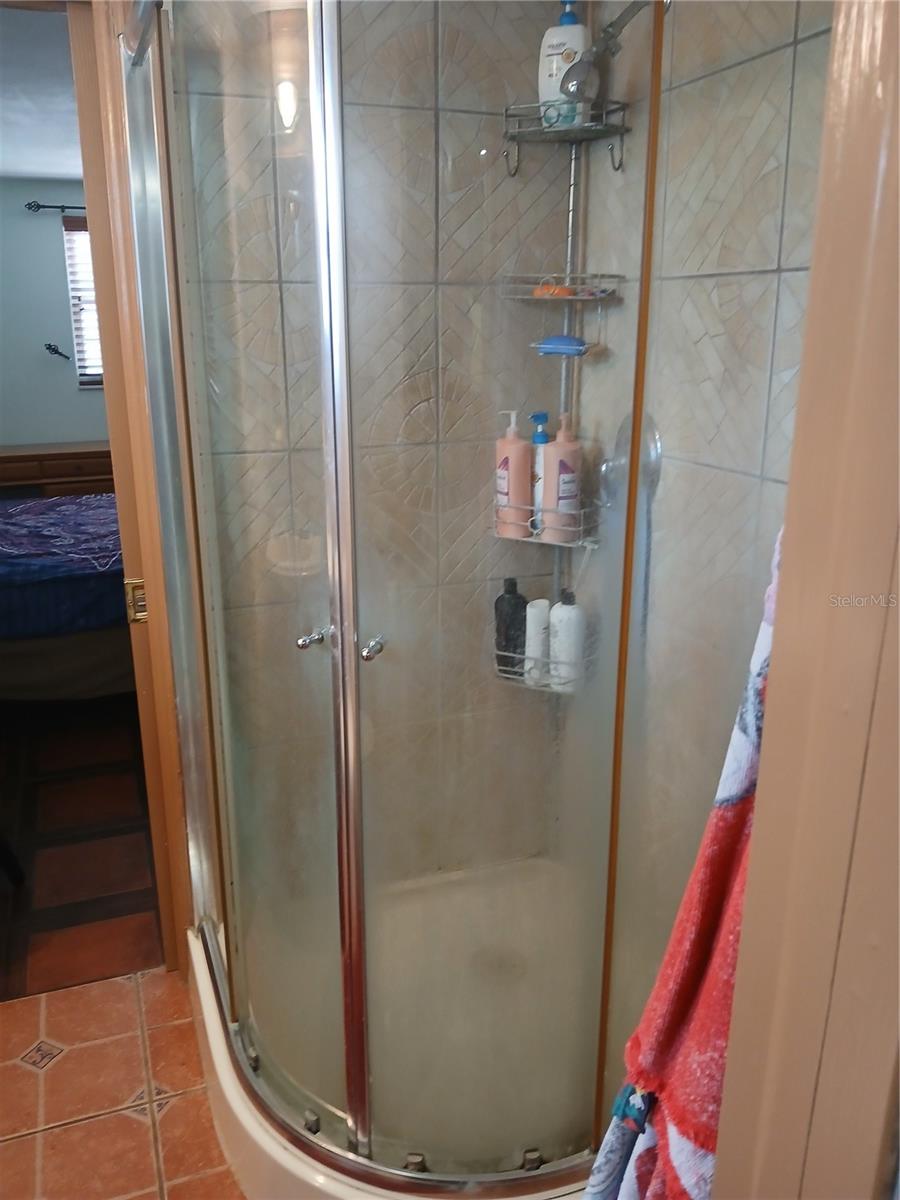 WALK IN SHOWER