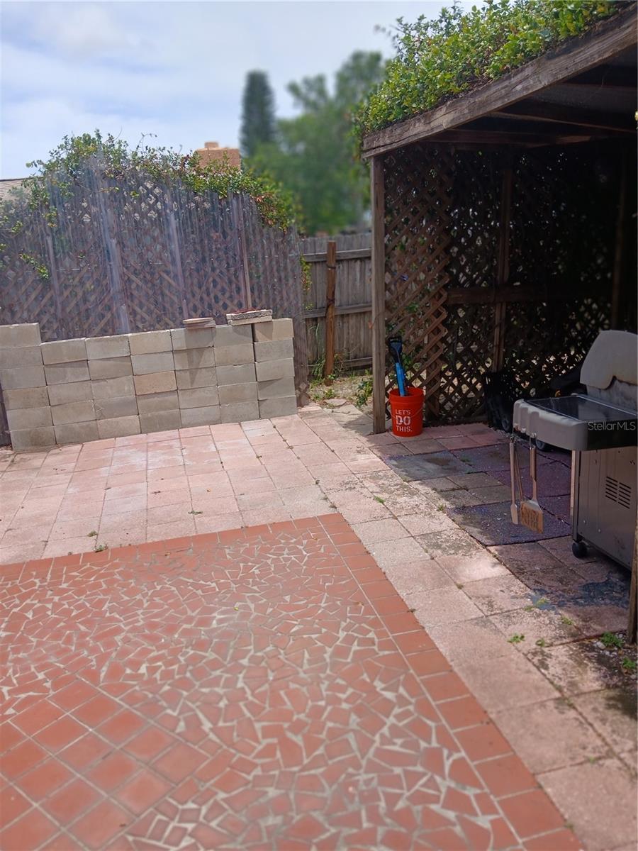 PICNIC AREA