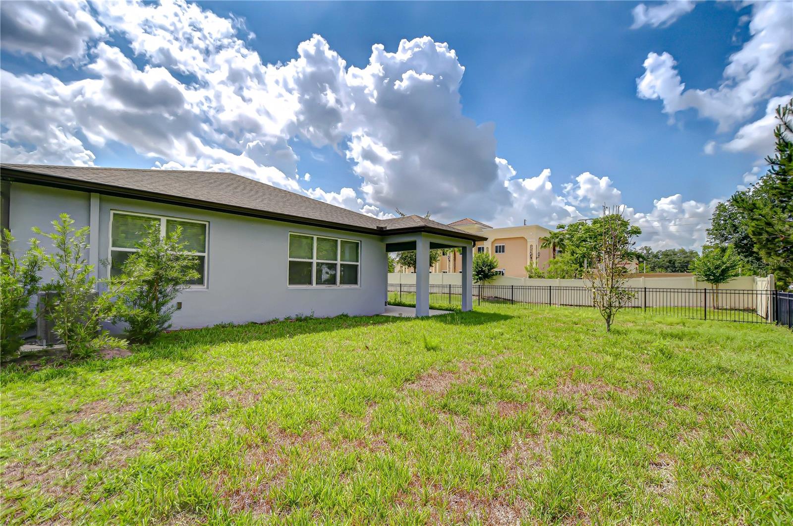 Spacious fenced yard!