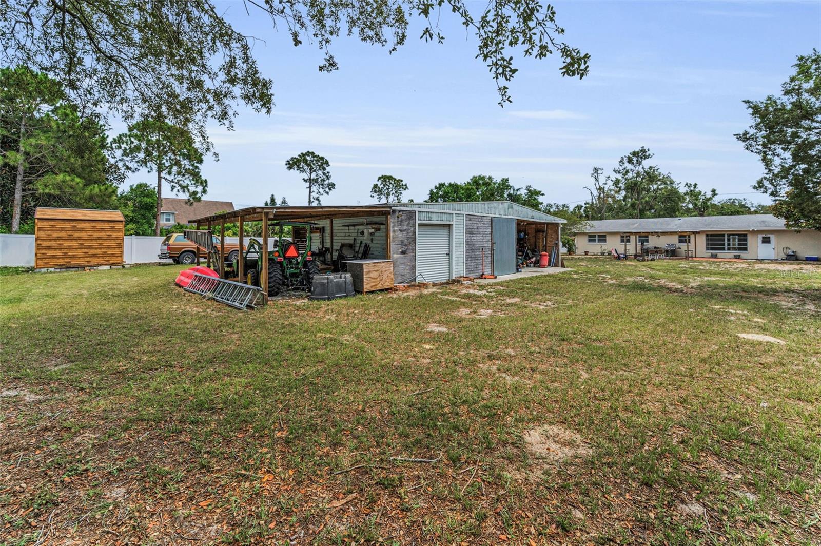 1412 Coburn Dr, Tarpon Springs, FL