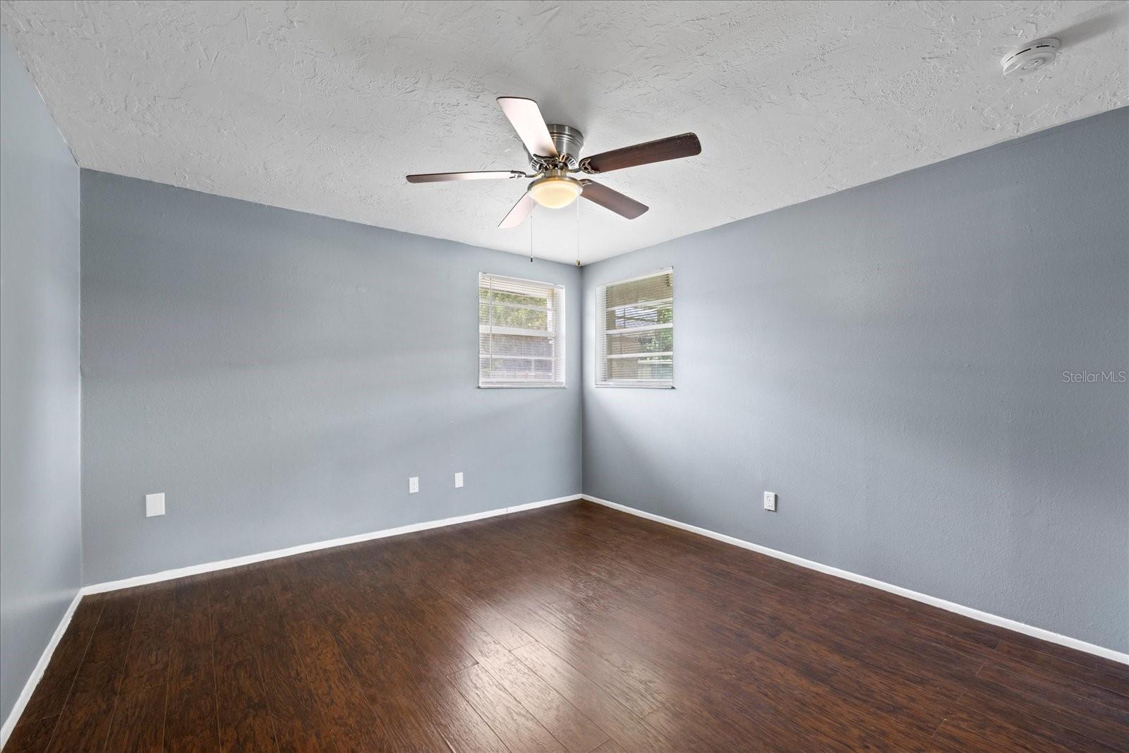 2nd BEDROOM