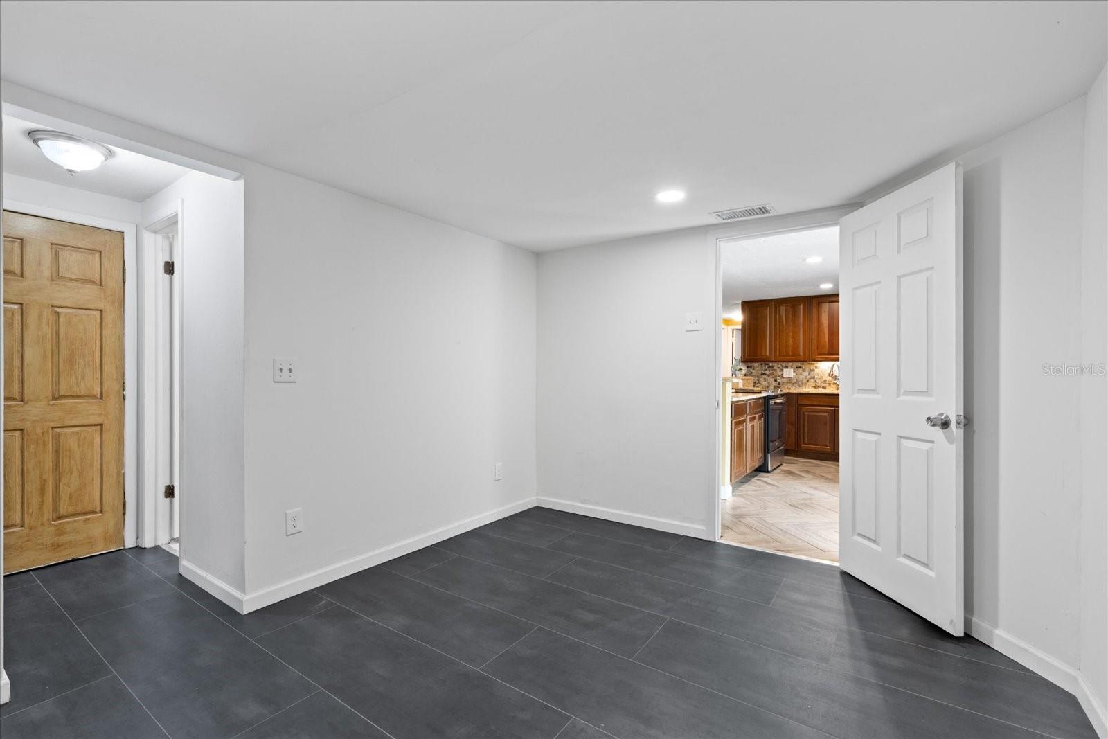 3rd BEDROOM