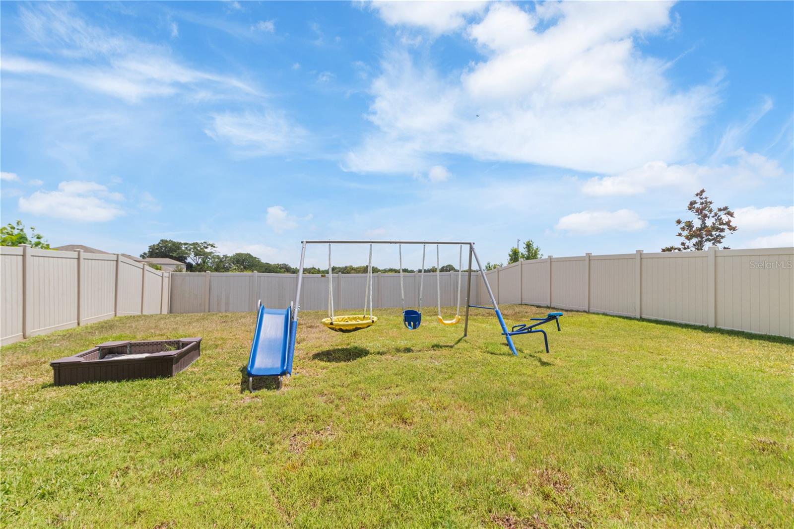 privacy fenced in yard with no rear neighbors