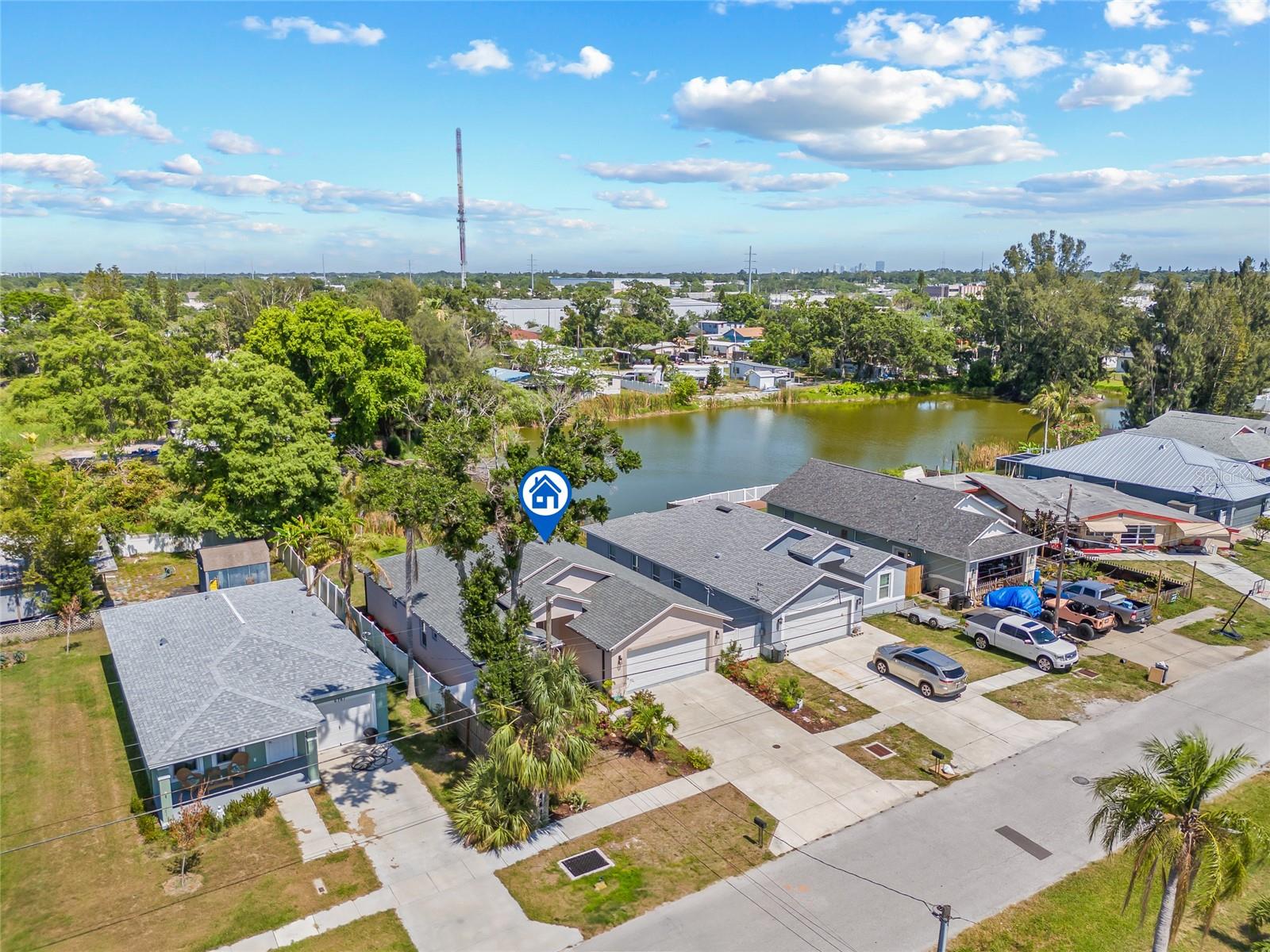 See the home’s unbeatable location on Orchid Lake! A peaceful setting with water views and quick access to everything Pinellas has to offer.
