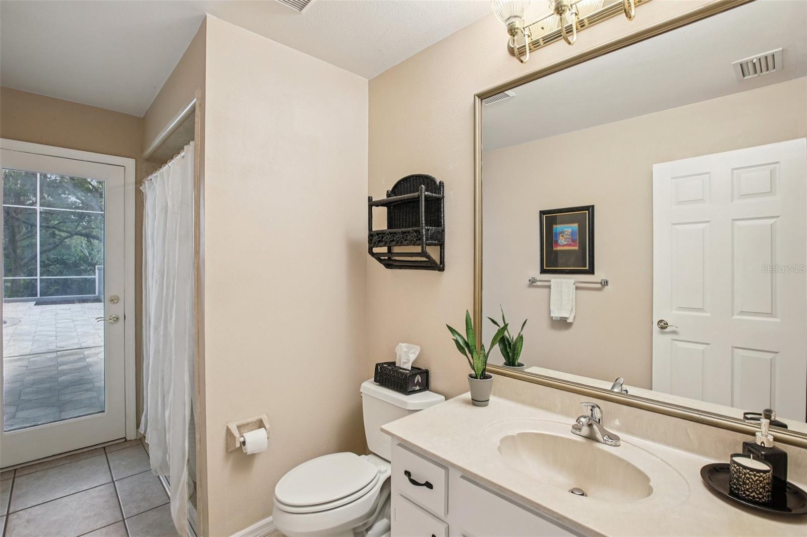 Family room/pool bathroom