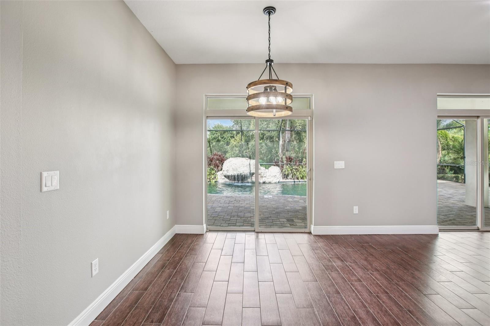 Breakfast nook with pool view