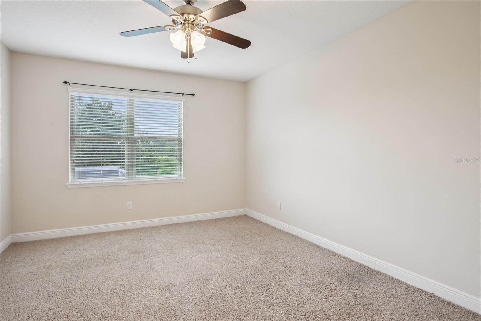 Private upstairs bedroom retreat