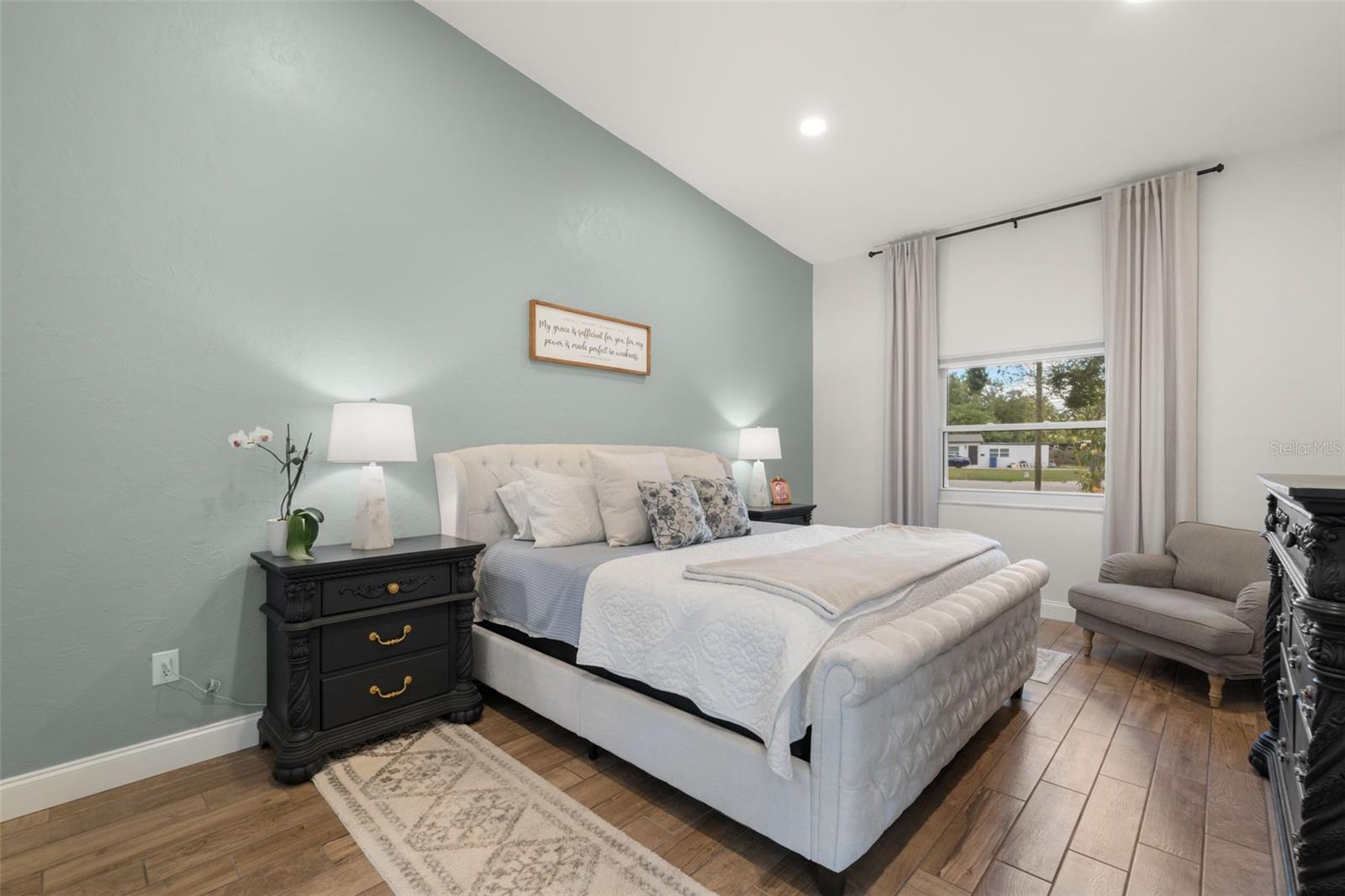 Master Bedroom w/Ensuite