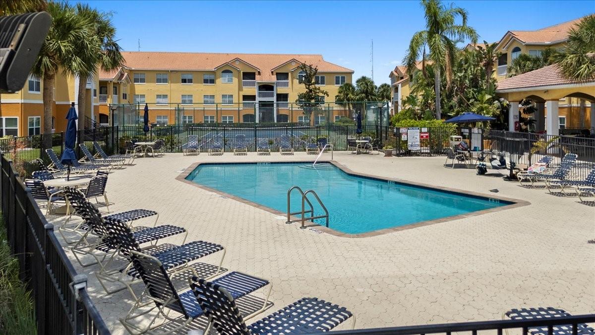 Heated pool steps awayl!