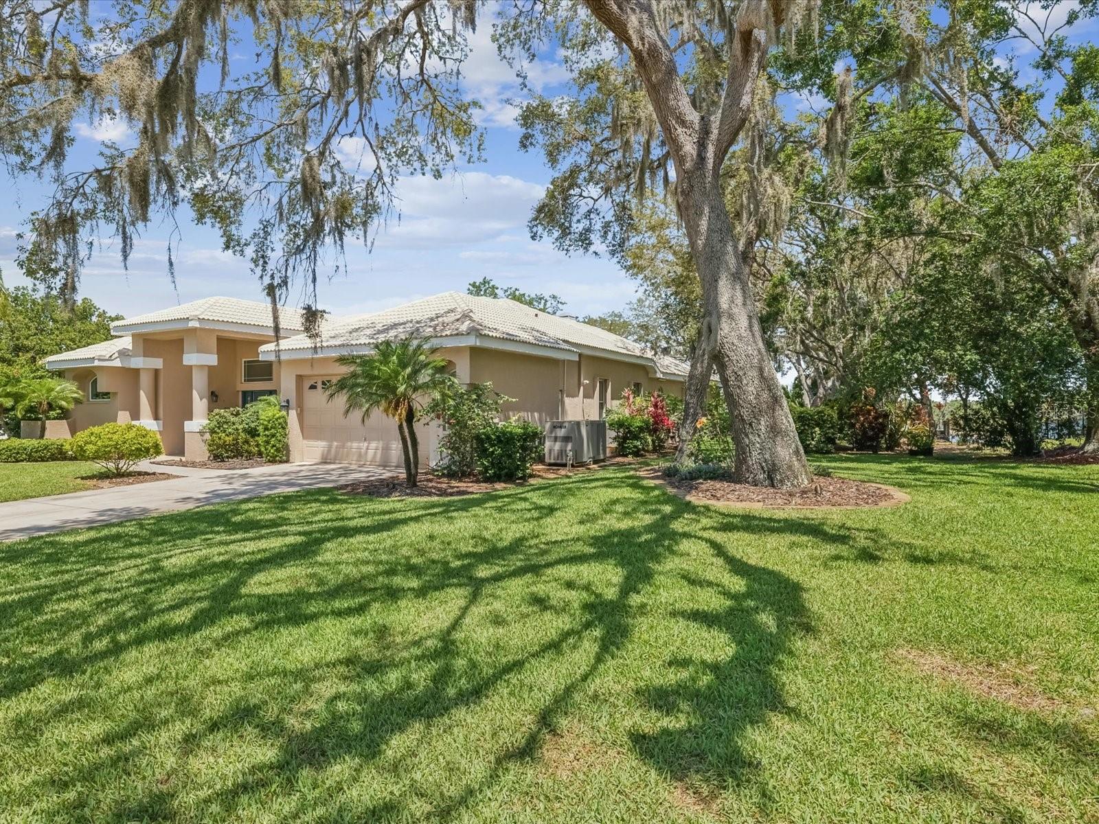 L4953329
