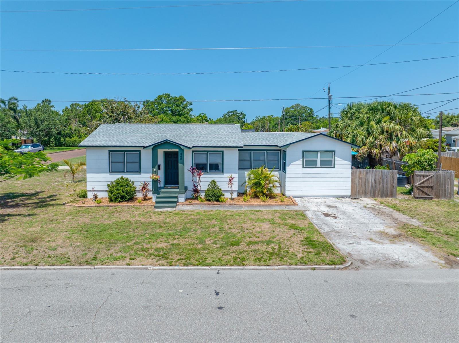 440 42ND STREET N, ST PETERSBURG, Florida 33713 - Front View