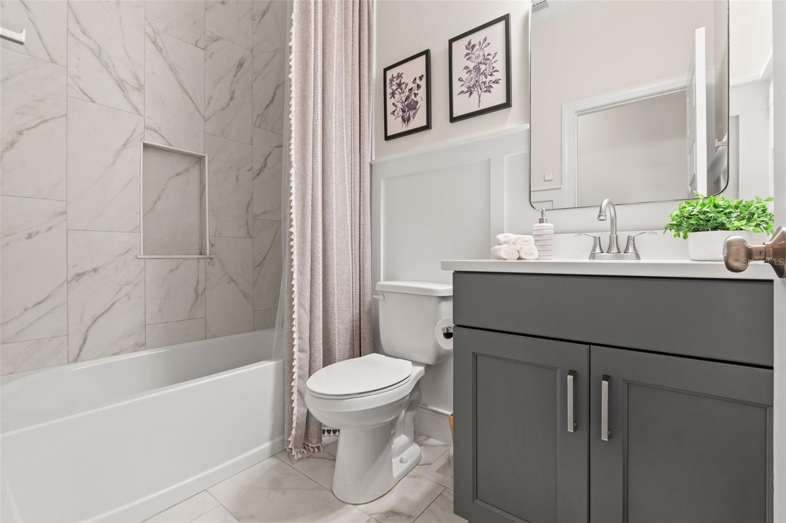 Guest bathroom 2