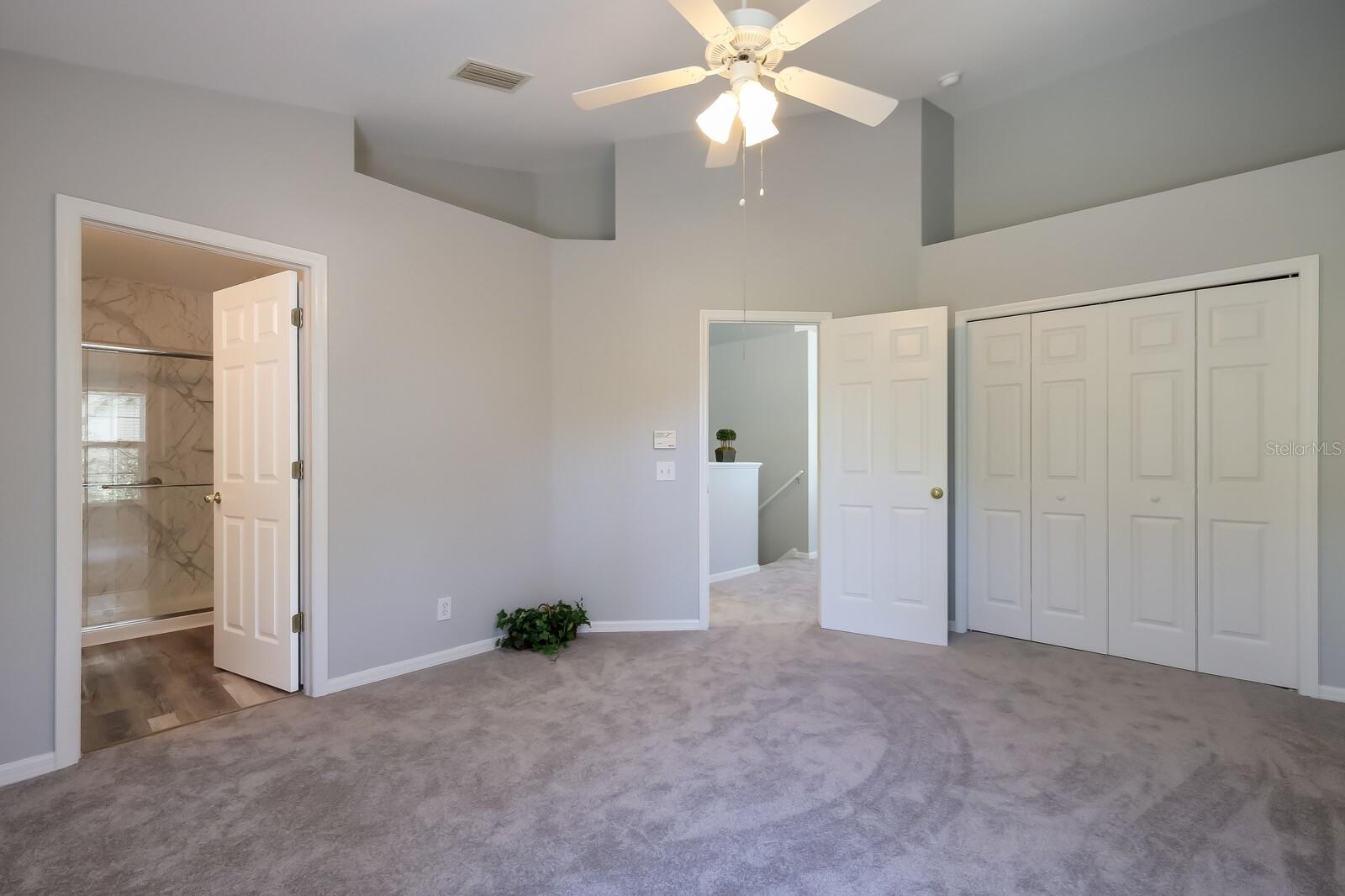 Second Suite with bath view