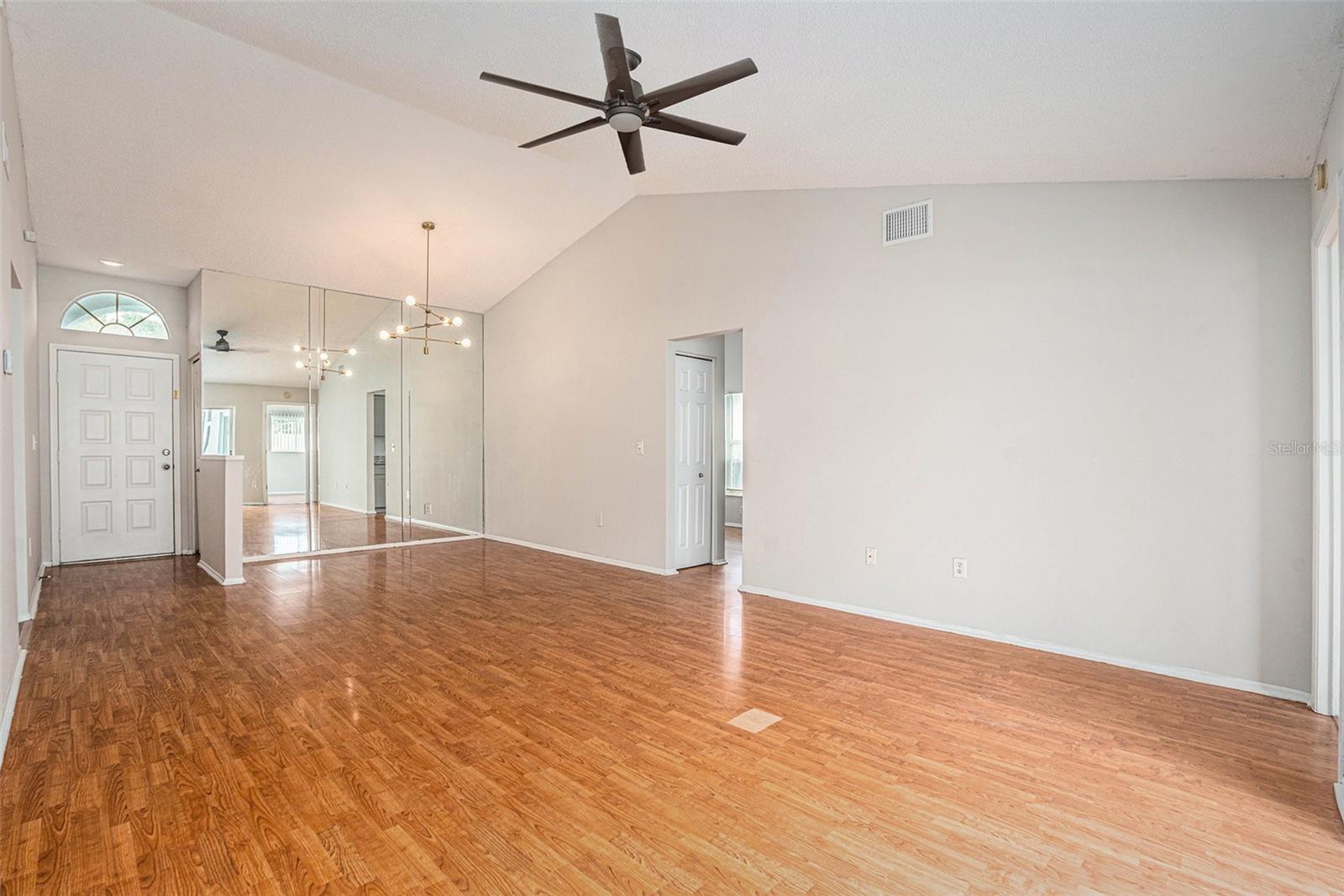 Great room. Living/Dining Room Combo