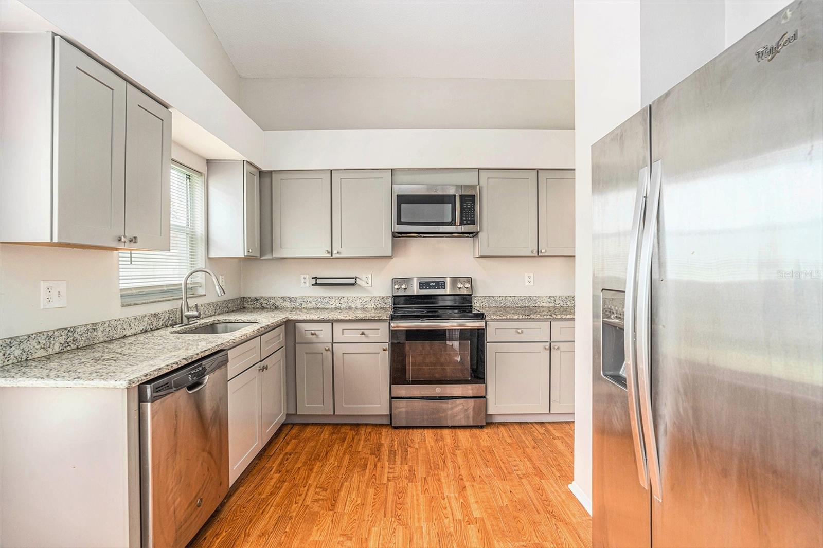 Granite countertops. Stainless Steel appliances