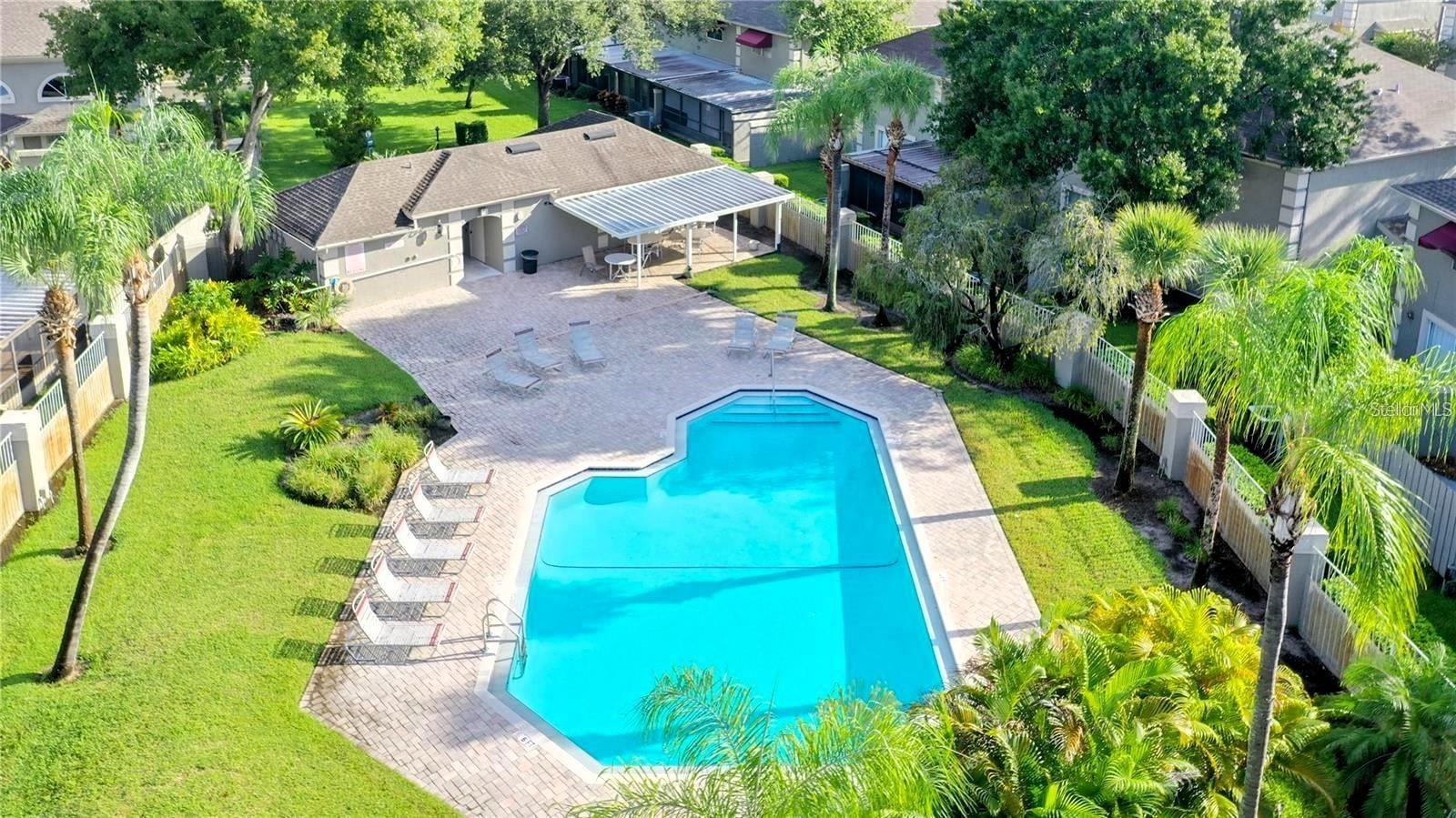 Chardonnay community pool and clubhouse