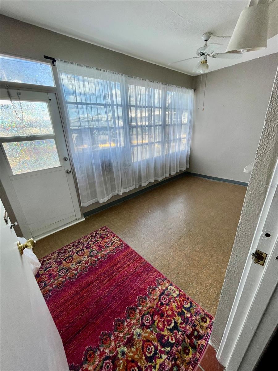 Florida room, parking area right outside the door