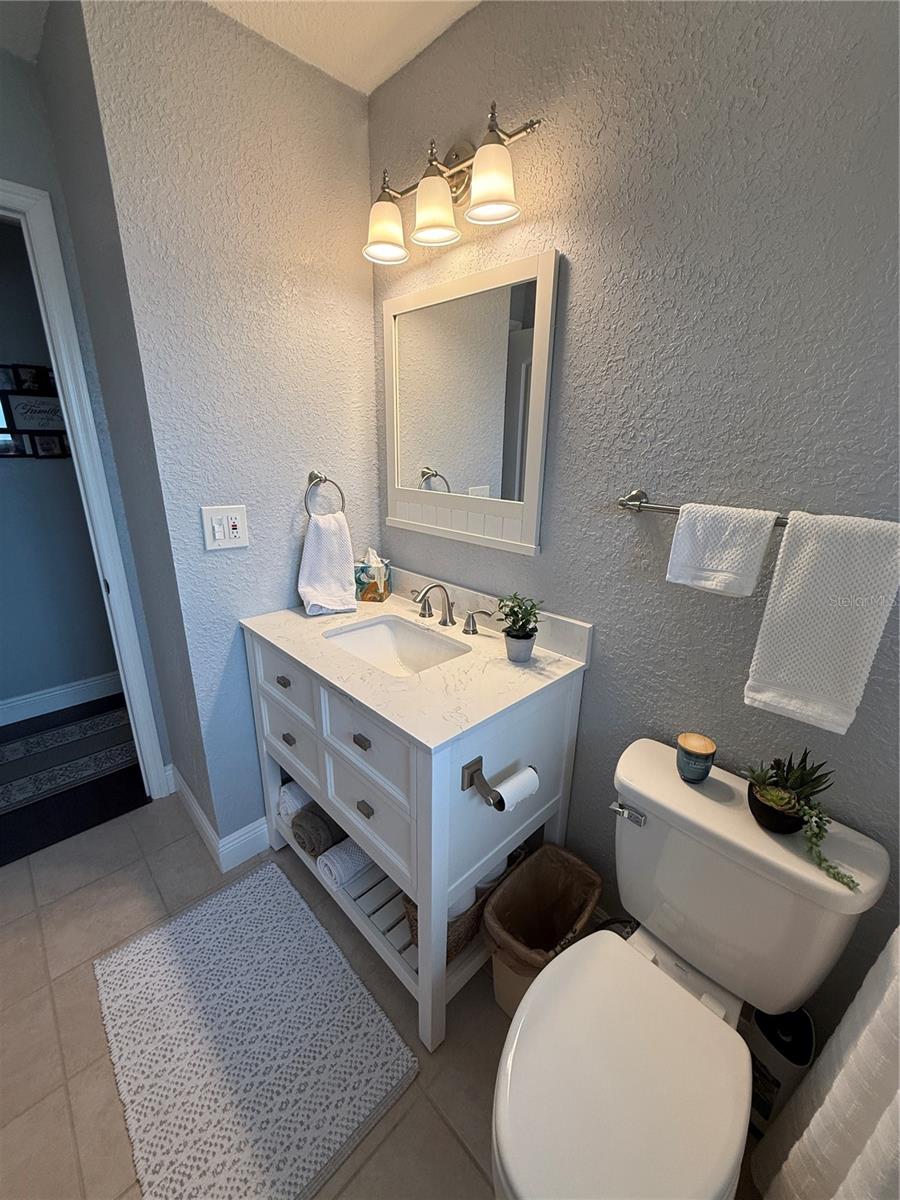 2nd Bathroom