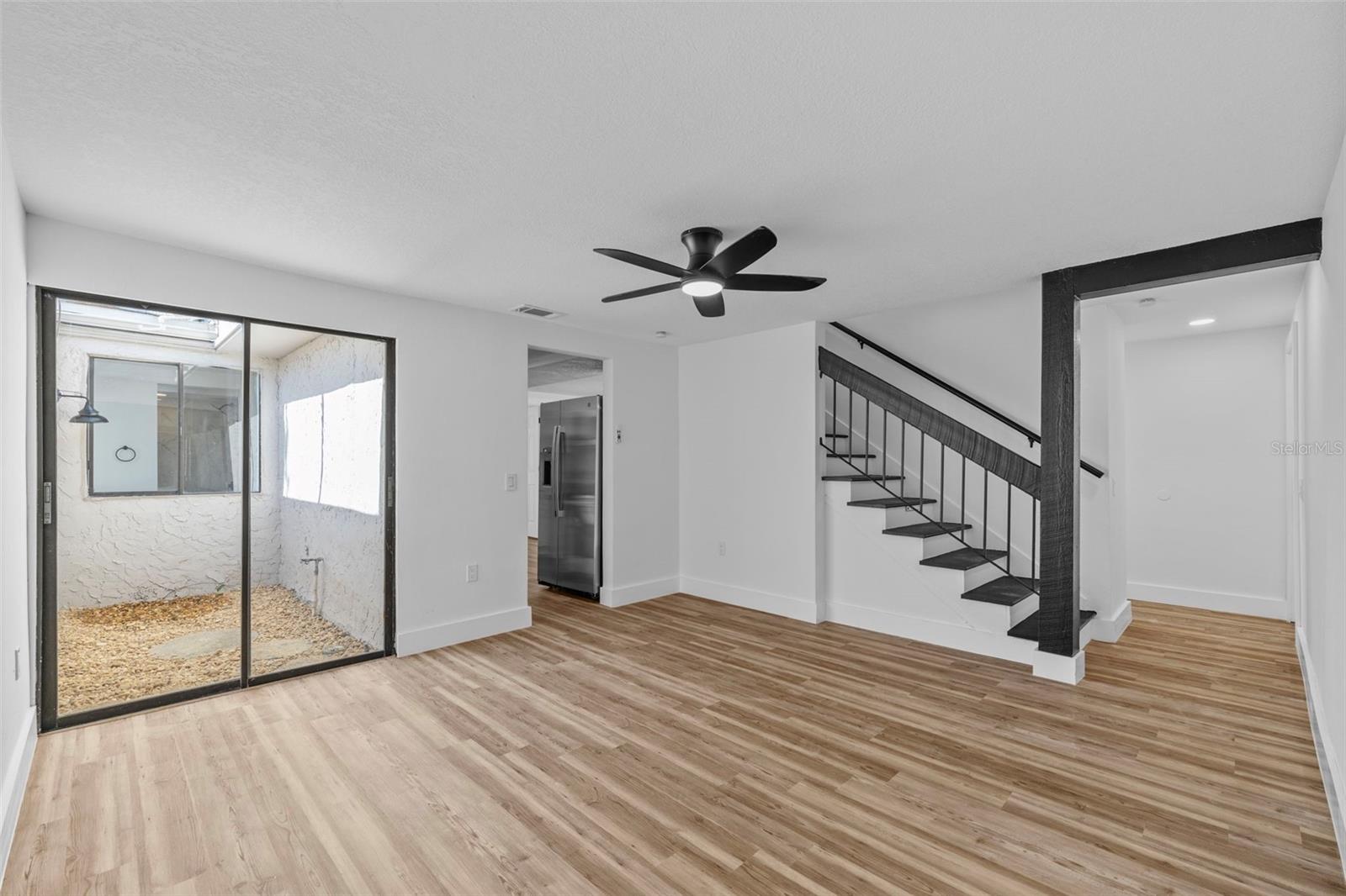 Formal Dining Room/Bonus Room