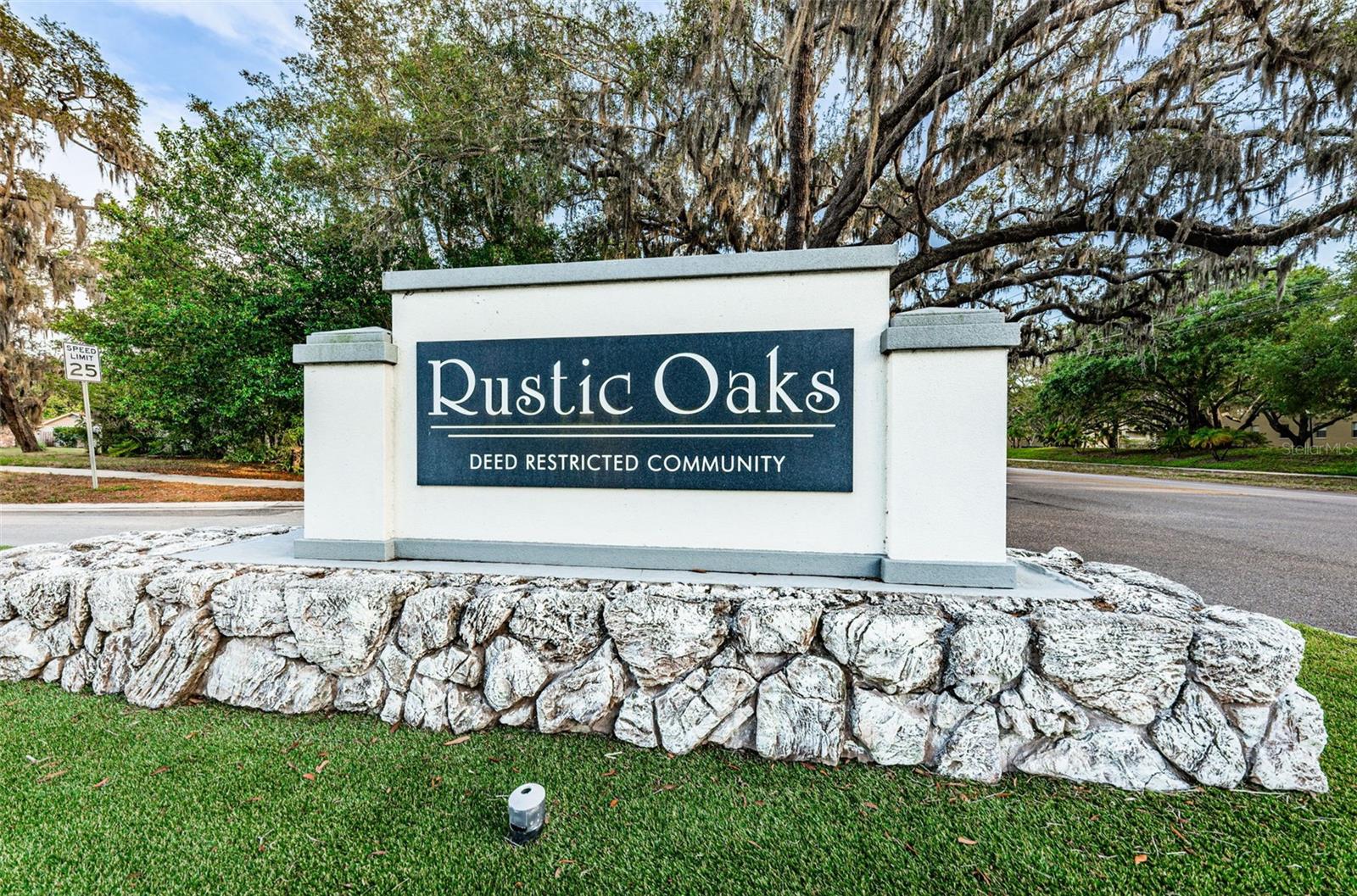 Rustic Oaks Community Entrance