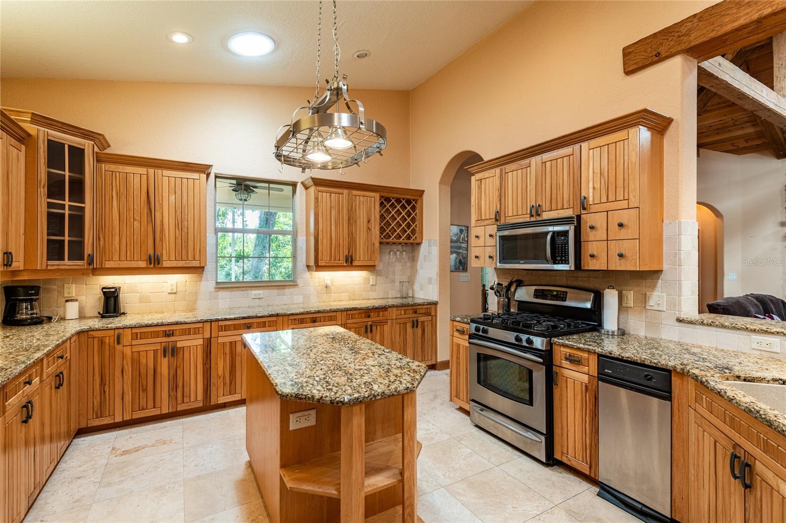 This is one of the most beautiful kitchens in Caliente.