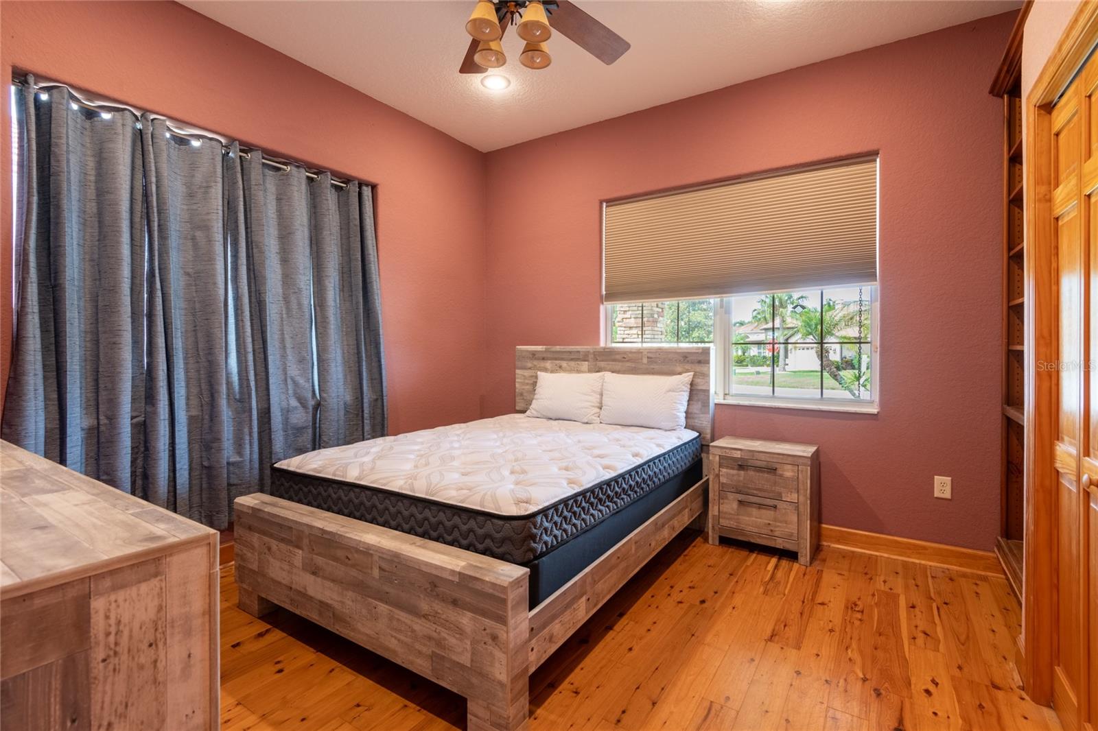 Guest bedroom