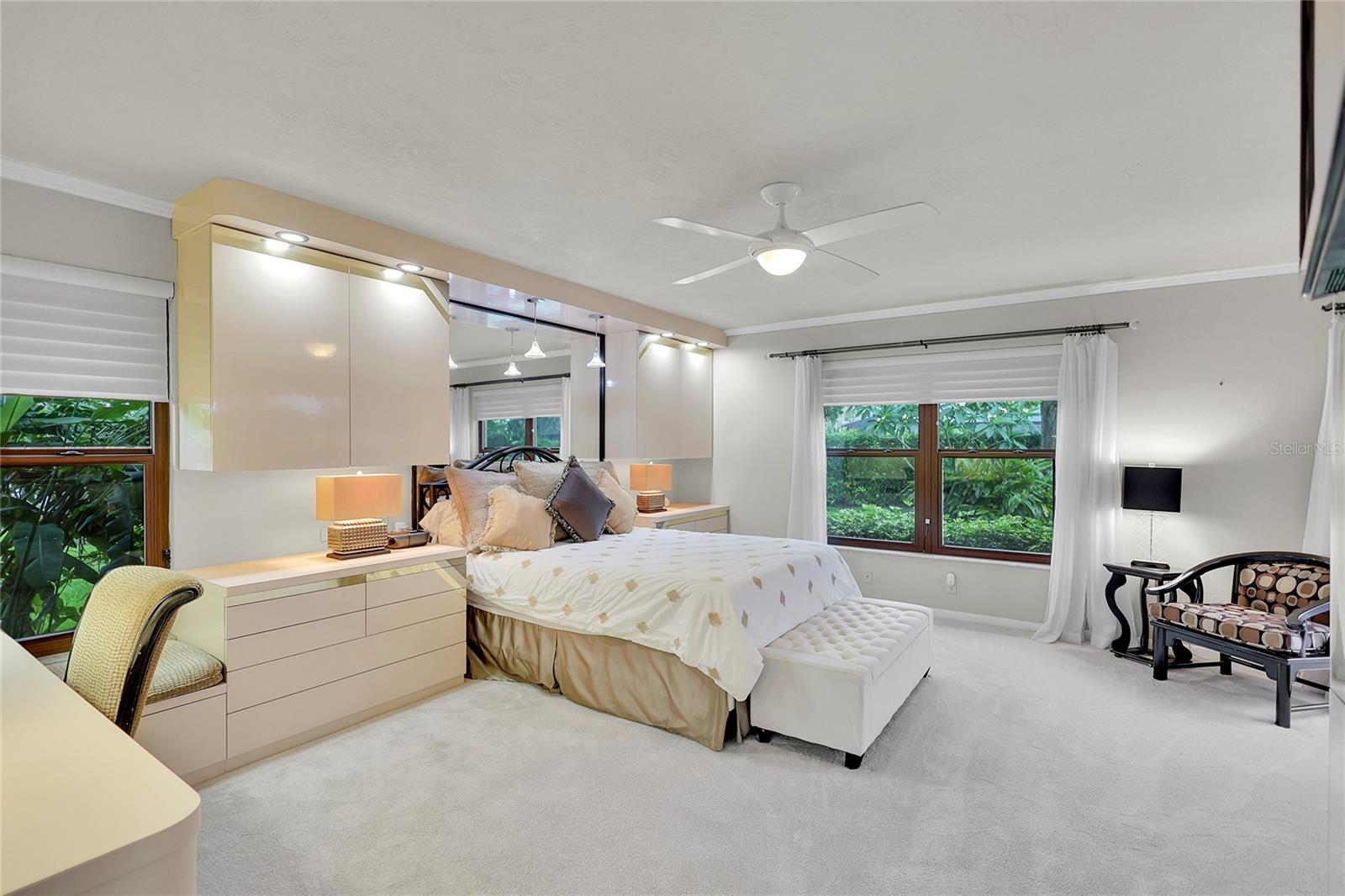 Primary bedroom - opens to pool deck
