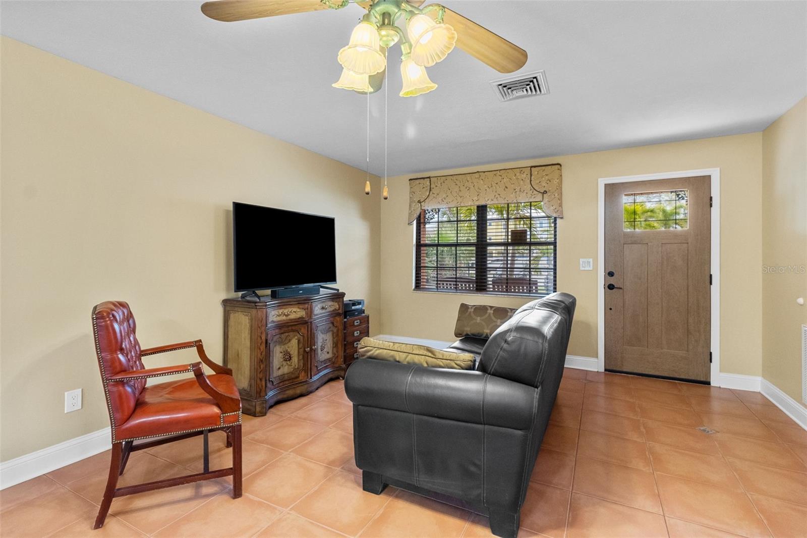 Endless possibilities to bring your touch and style to make this home your masterpiece. 819 Gulf Blvd, a charming 2-bedroom, 1-bath ranch-style quaint Bungalow located just steps from beach access on the stunning shores of Indian Rocks Beach, Indian Rocks Beach Nature Preserve with public dog park and a Boardwalk to through the Mangroves on the Intercoastal.