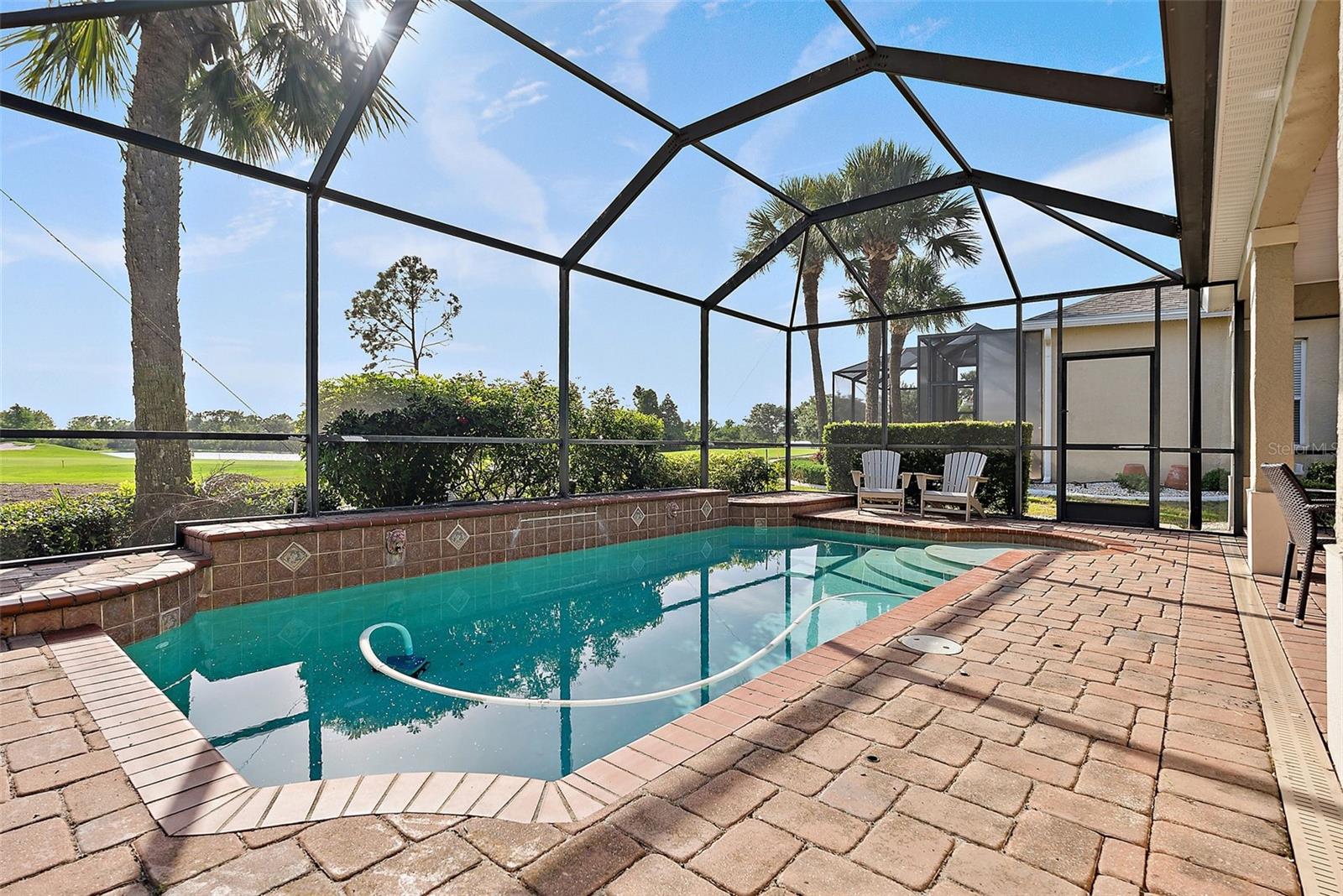 Pool Renaissance Golf Course View/Pond & Conservation