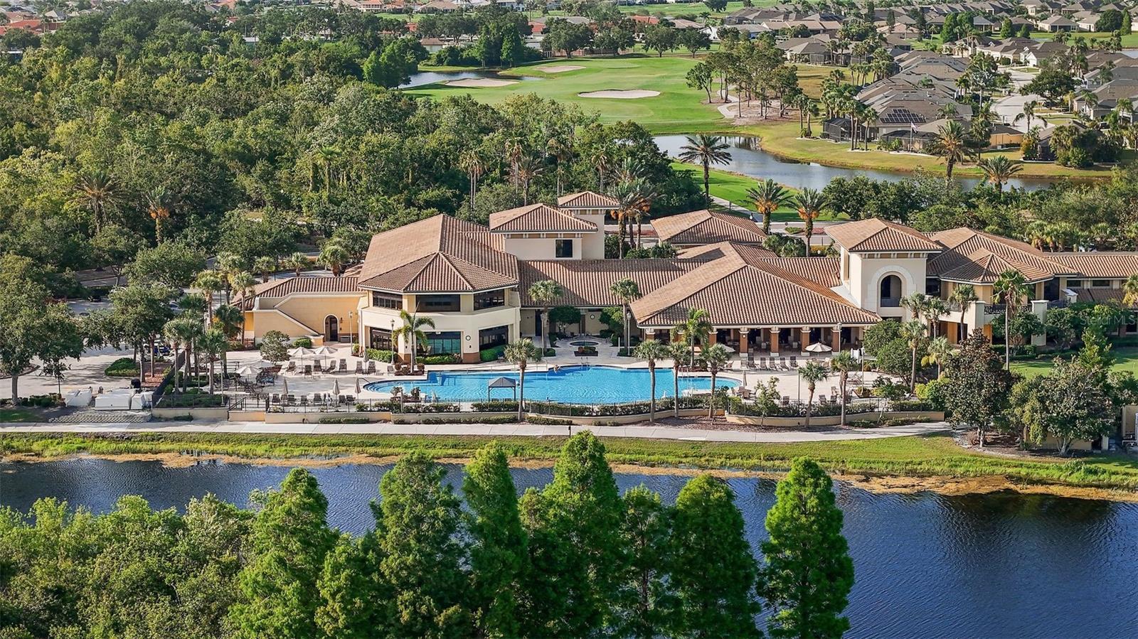 Renaissance Clubhouse Resort Pool & Spa
