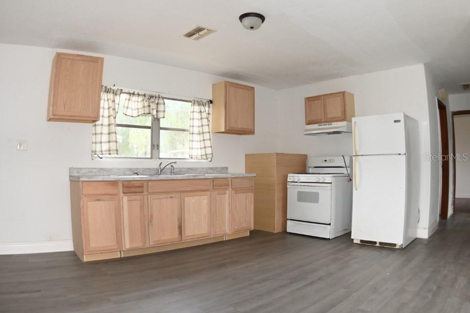 Laminate Flooring