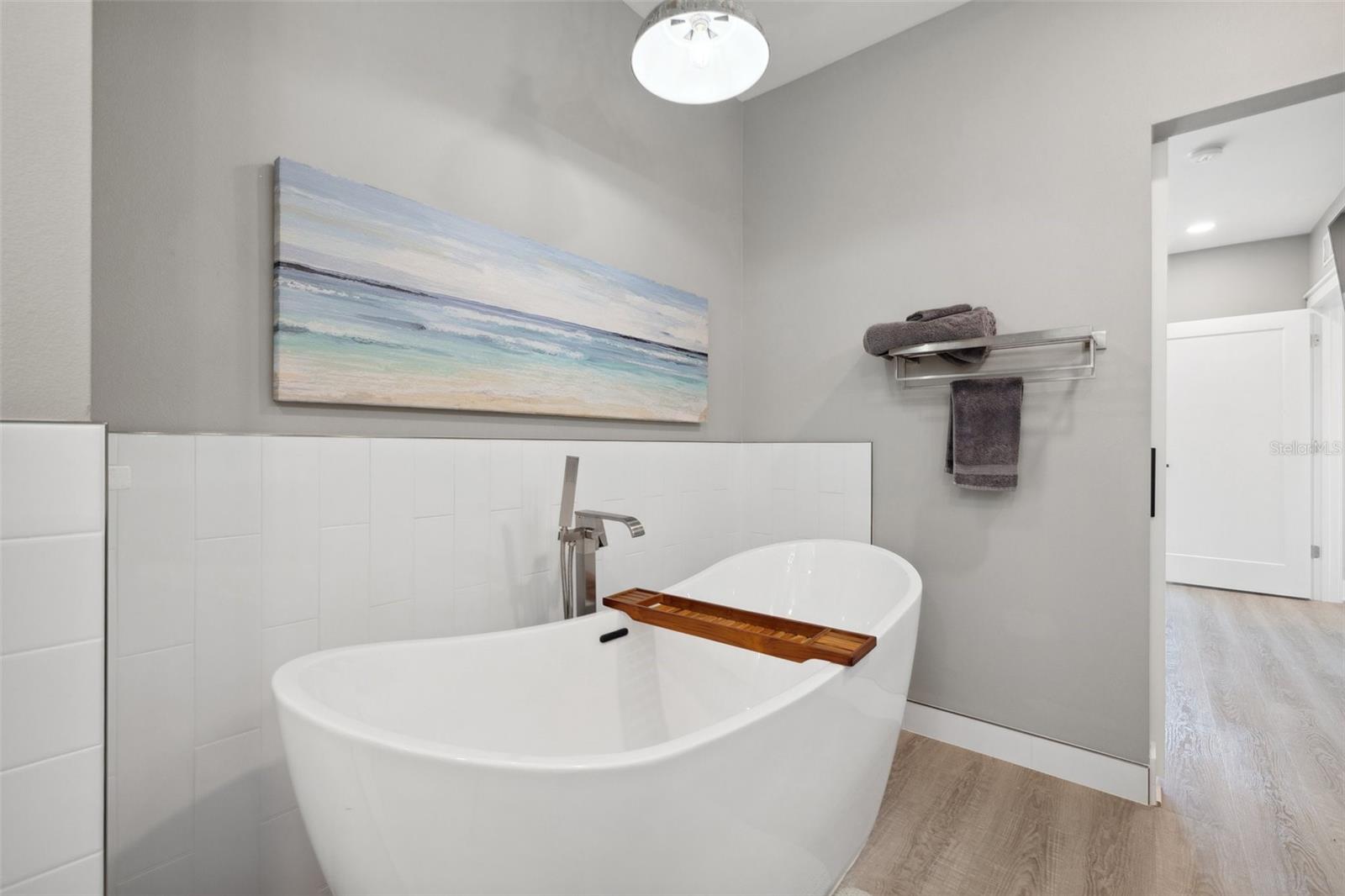 The Perch primary bathroom with soaking tub