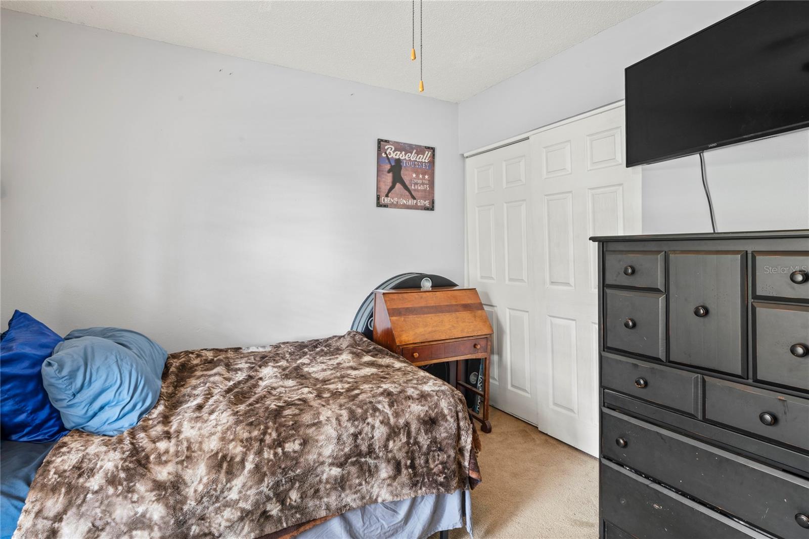 2nd Bedroom