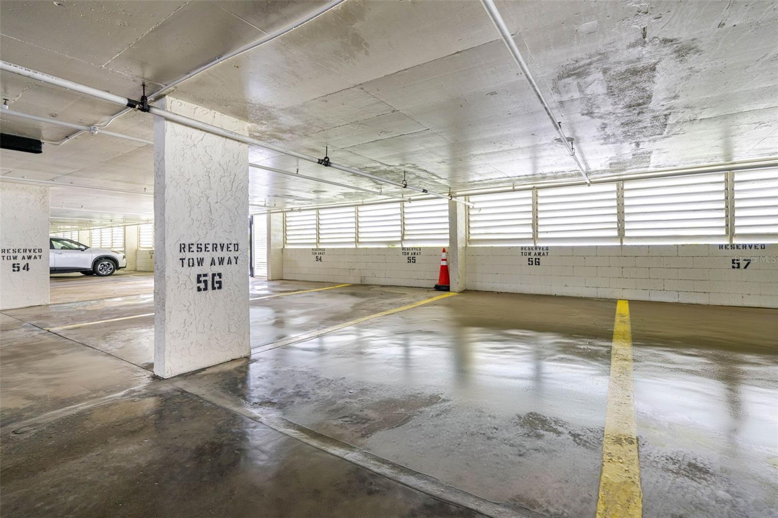 PARKING GARAGE