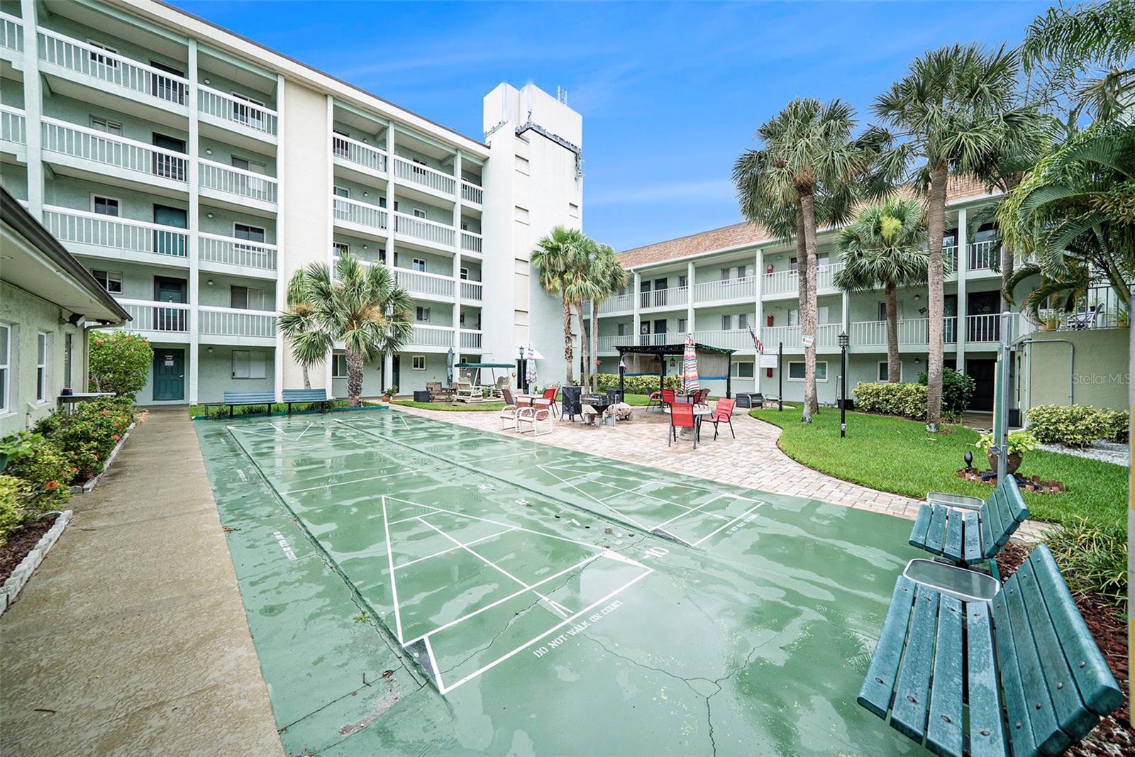 Suffle Board courts