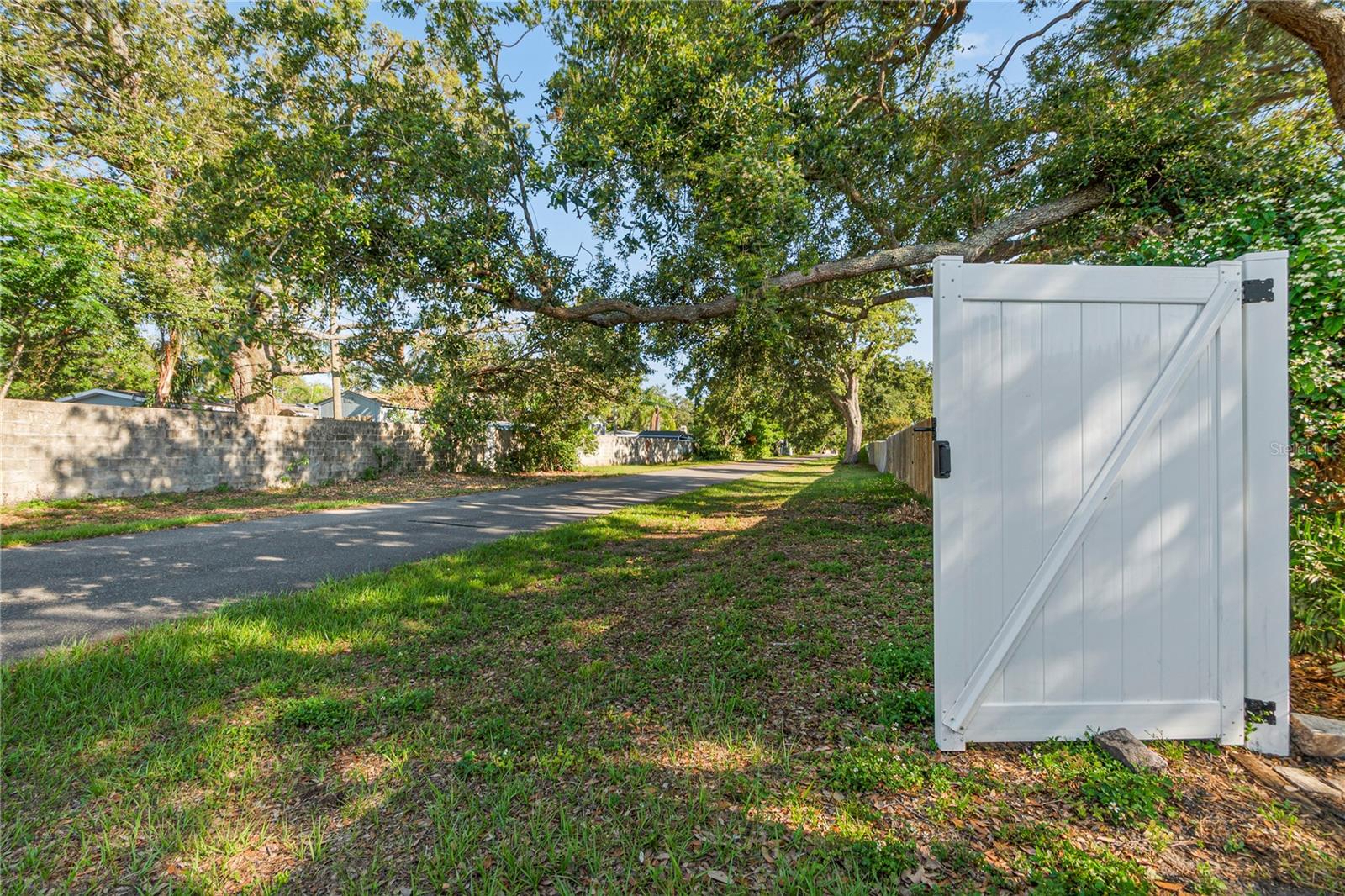 Private gate to the Pinellas Trail!!!