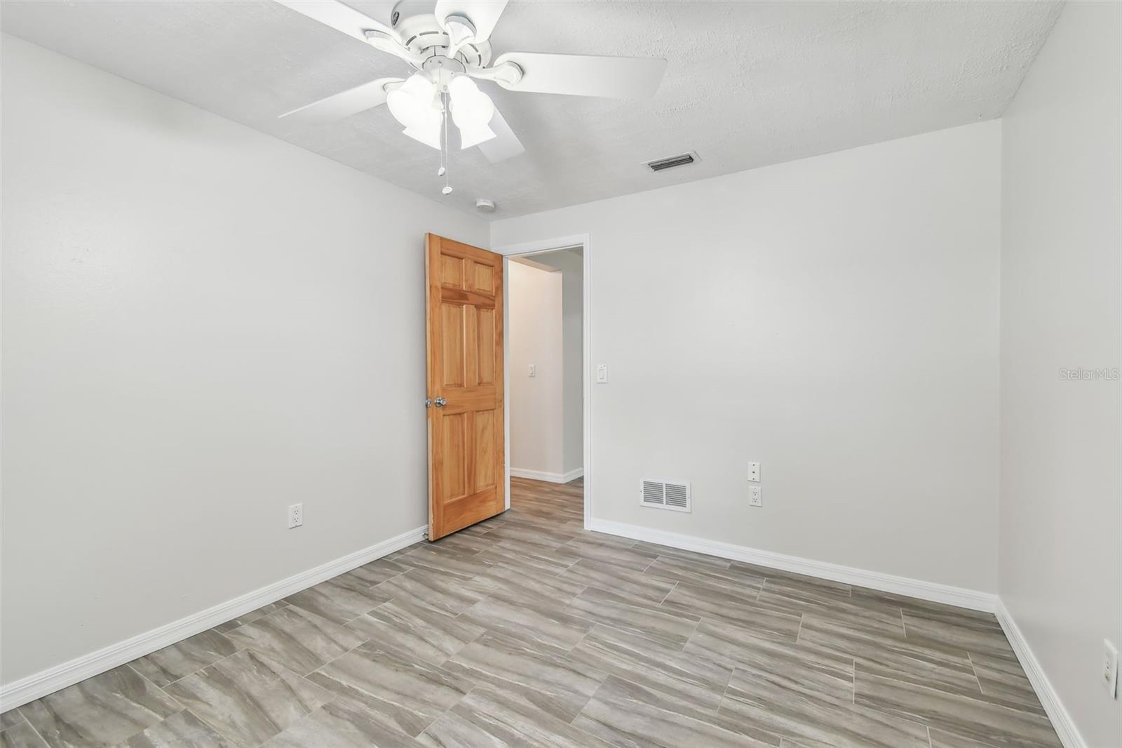 Second bedroom