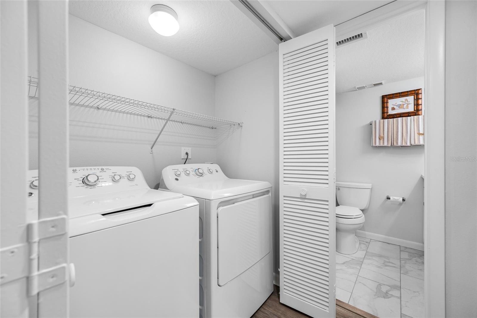 Washer/Dryer in unit