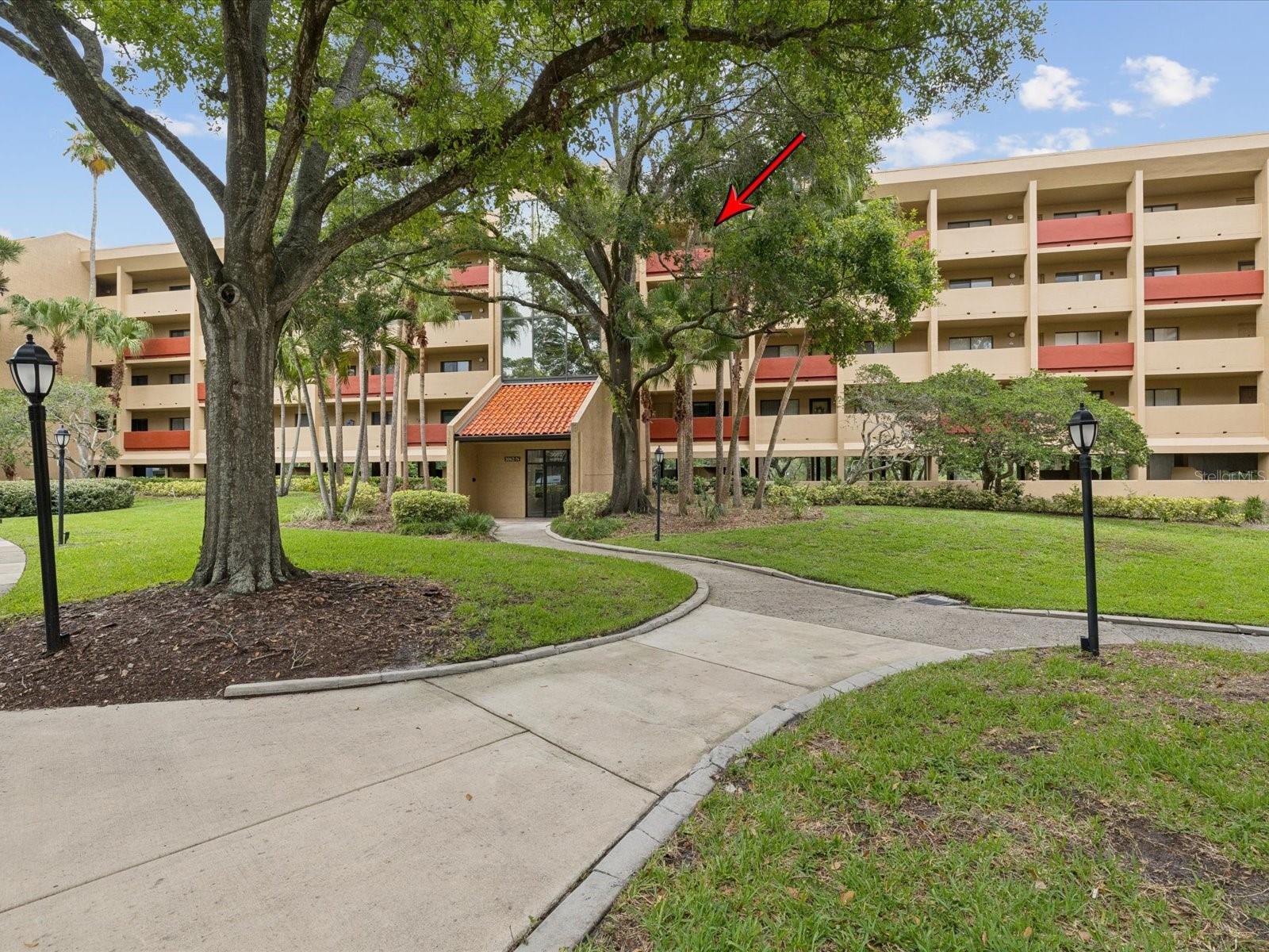 Unit 405, secure lobby with elevator