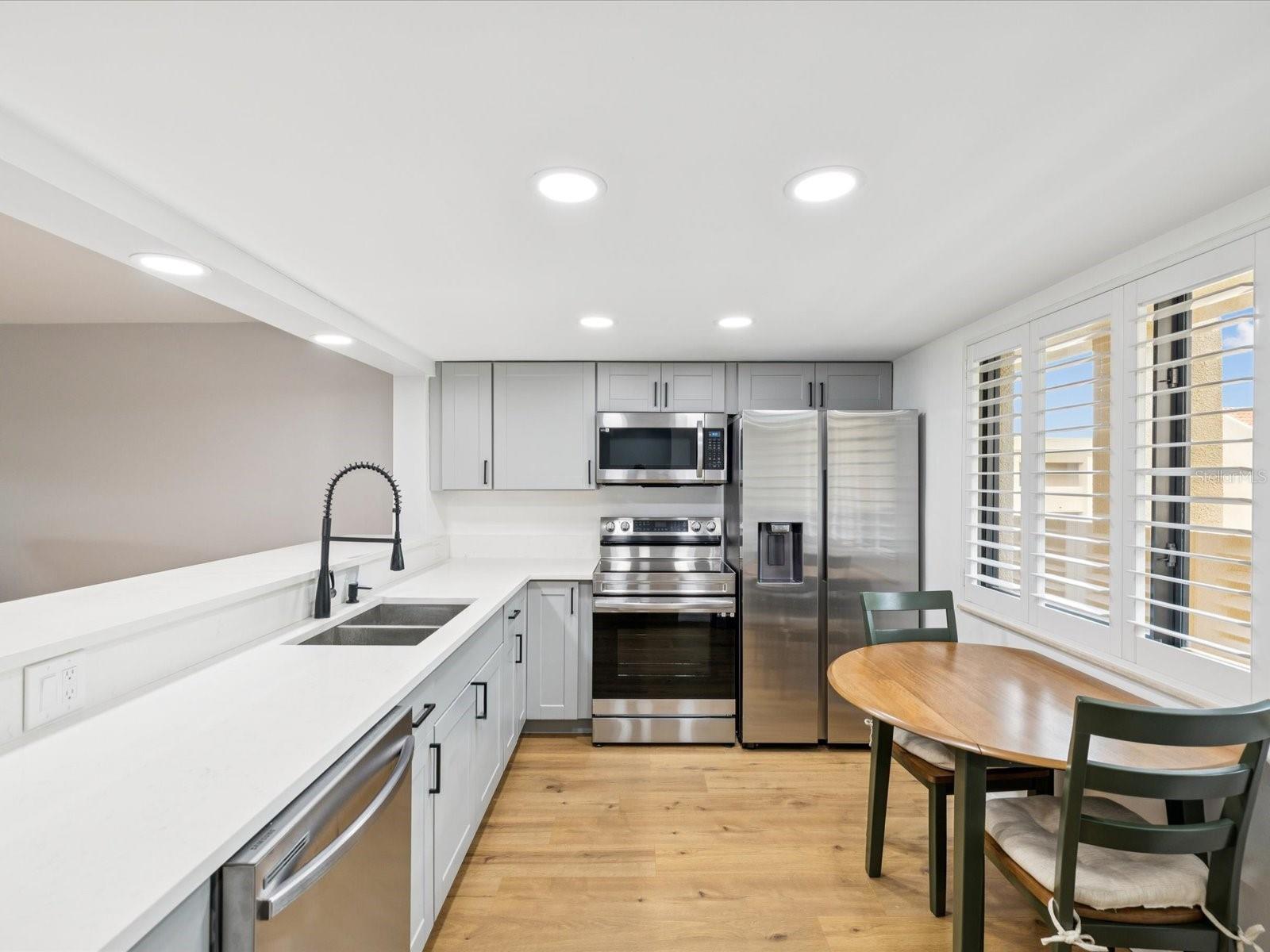 Eat in Area in Kitchen