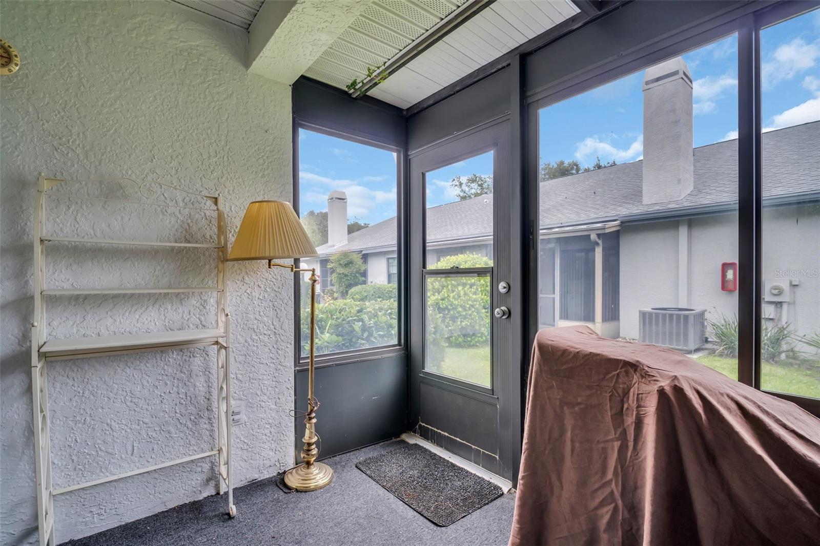 Private Lanai