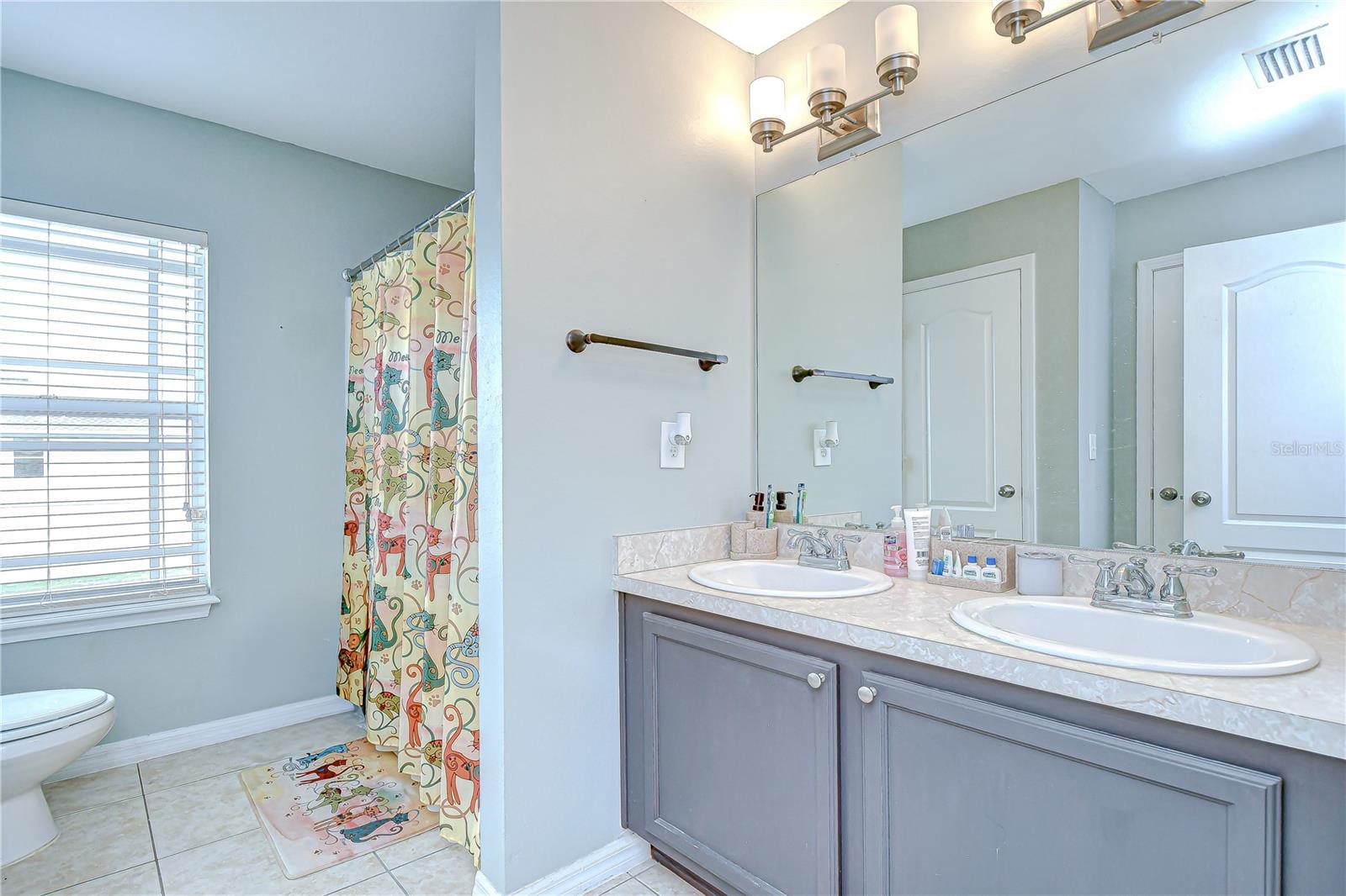 Second bathroom!