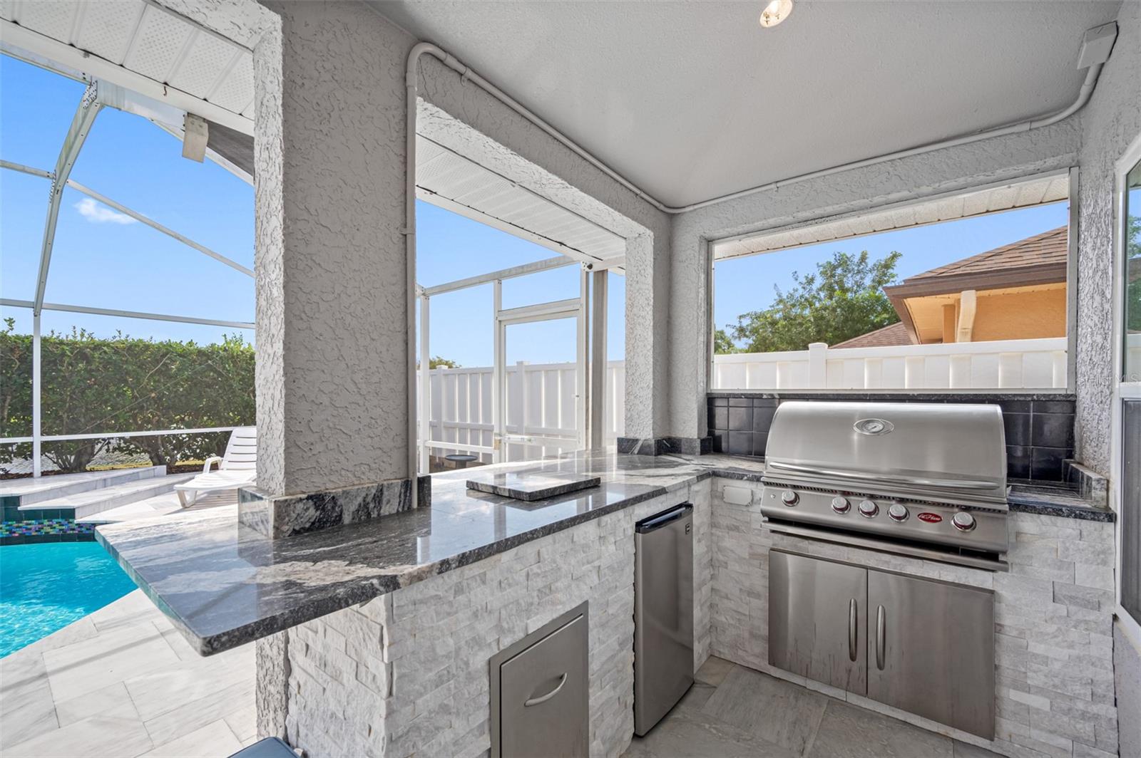Outdoor Kitchen