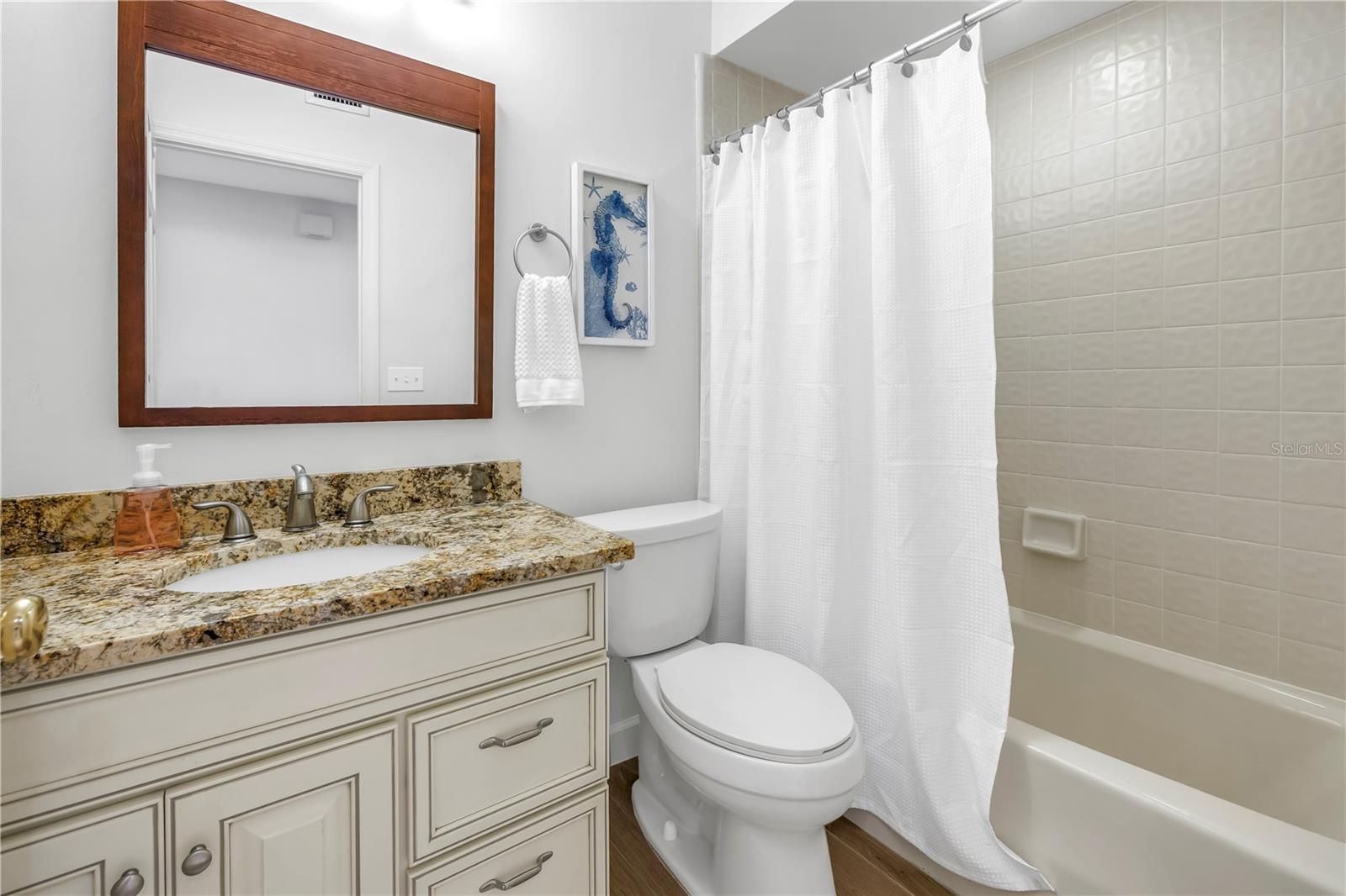 Full Bathroom 3 for Bedroom 2 or Guests