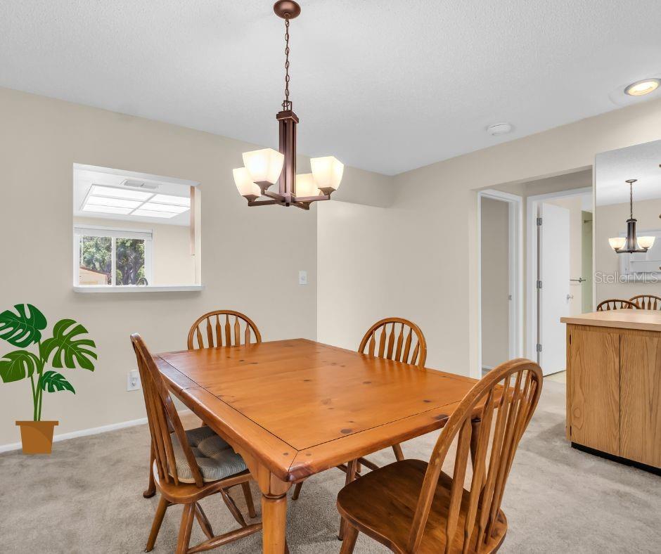 Dining room perfectly located between kitchen & living room~