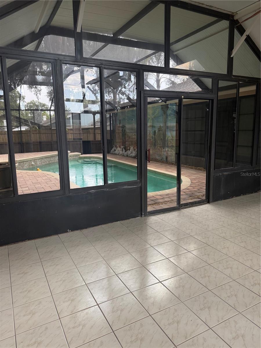 LANAI LEADING TO POOL AREA